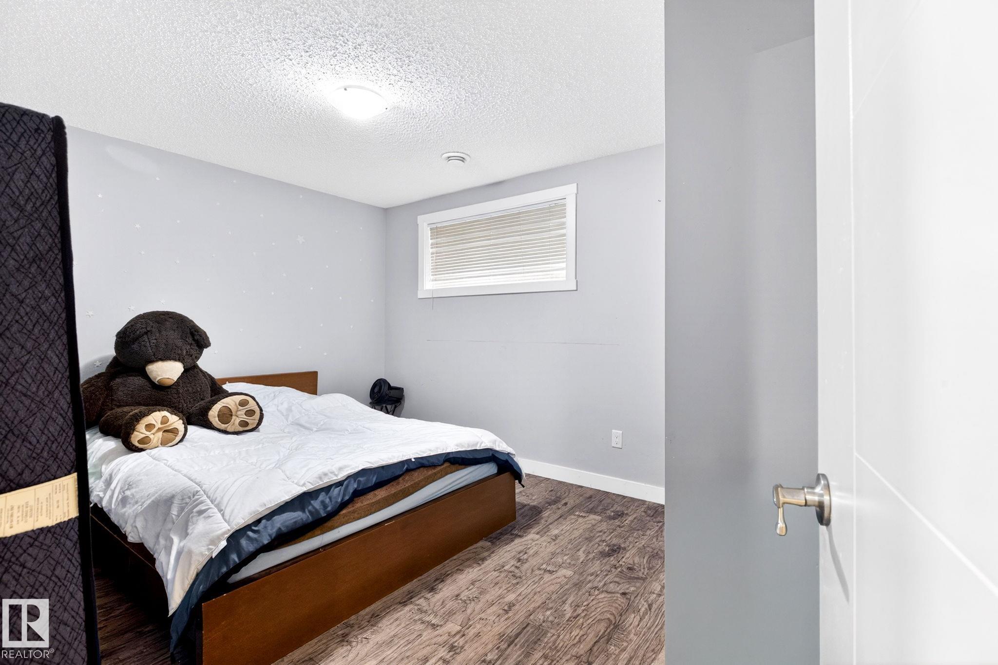 Photo 55 at 308 42 Avenue NW, Maple Crest, Edmonton