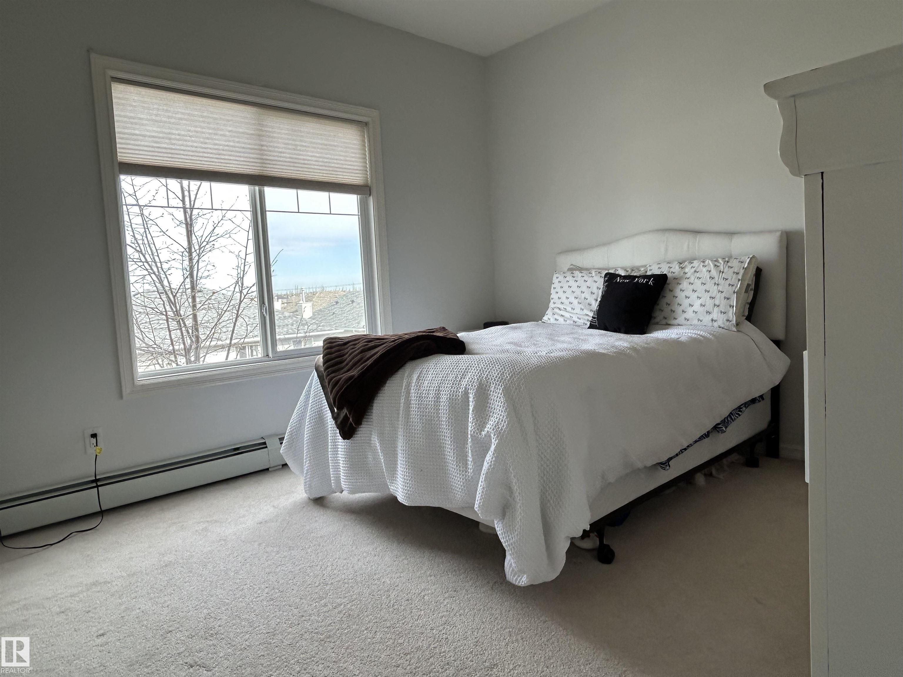 https://zimg.paragon.ice.com/ParagonImages/Property/PM/RAE/225400882/13/0/0/9be64c210067ebf7f826c8949f096d7f/1/0a0eaed95772b45f3571a94466171d93/225400882-4ee69af9-a514-4563-bb52-8321f4183779.JPG