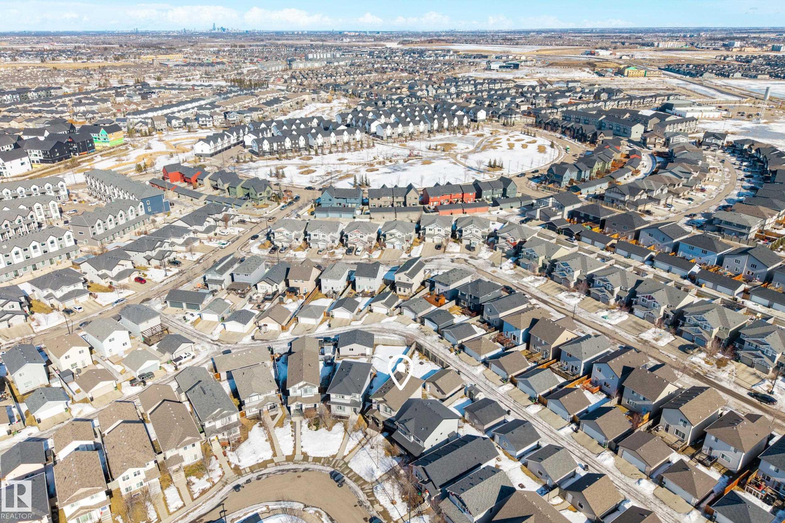 https://zimg.paragon.ice.com/ParagonImages/Property/PM/RAE/225400883/40/0/0/10ba8482c7f1d07560adf46d9e8ca800/1/b2b70c1bd19b6a2fa022521510f664d4/225400883-752f0713-6b65-448e-a357-933493e065b6.JPG