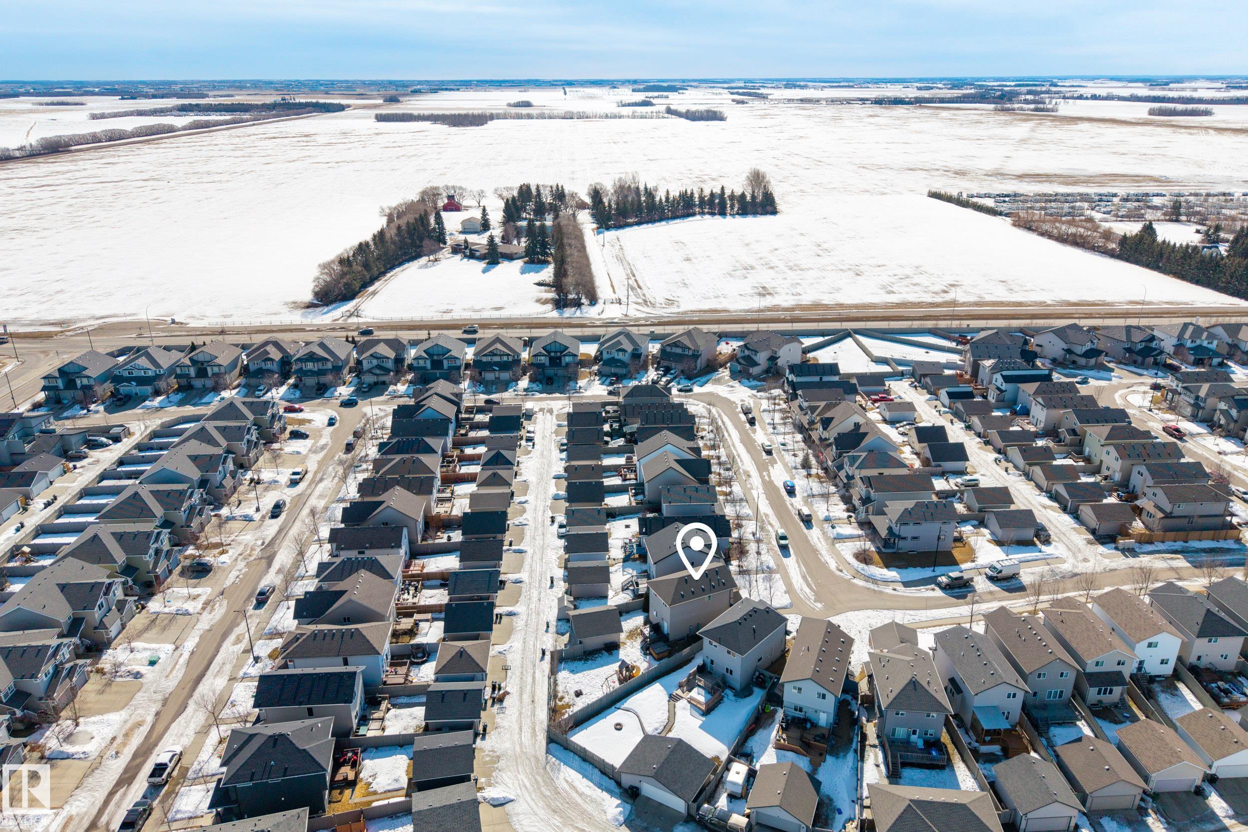 https://zimg.paragon.ice.com/ParagonImages/Property/PM/RAE/225400883/44/0/0/060ed50b4b7efc90924426cf34663067/1/b2b70c1bd19b6a2fa022521510f664d4/225400883-a91241fa-01c3-4862-a1cd-fecd0053ed45.JPG
