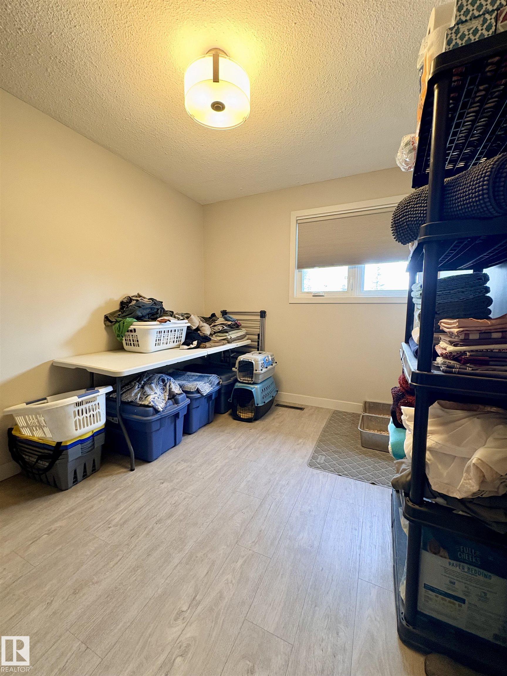 Photo 21 at 8825 137 Avenue NW, Glengarry, Edmonton