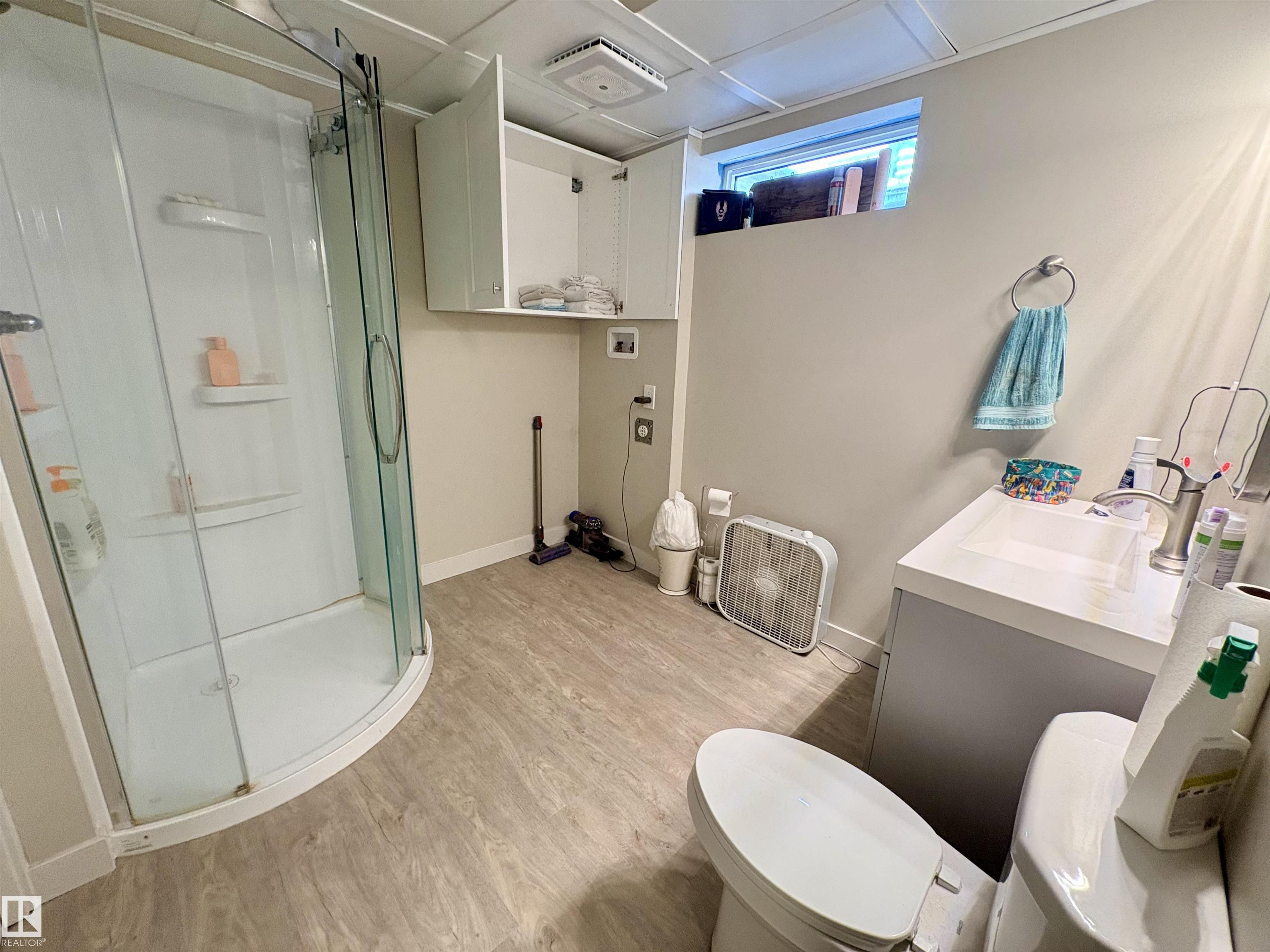 Photo 27 at 8825 137 Avenue NW, Glengarry, Edmonton