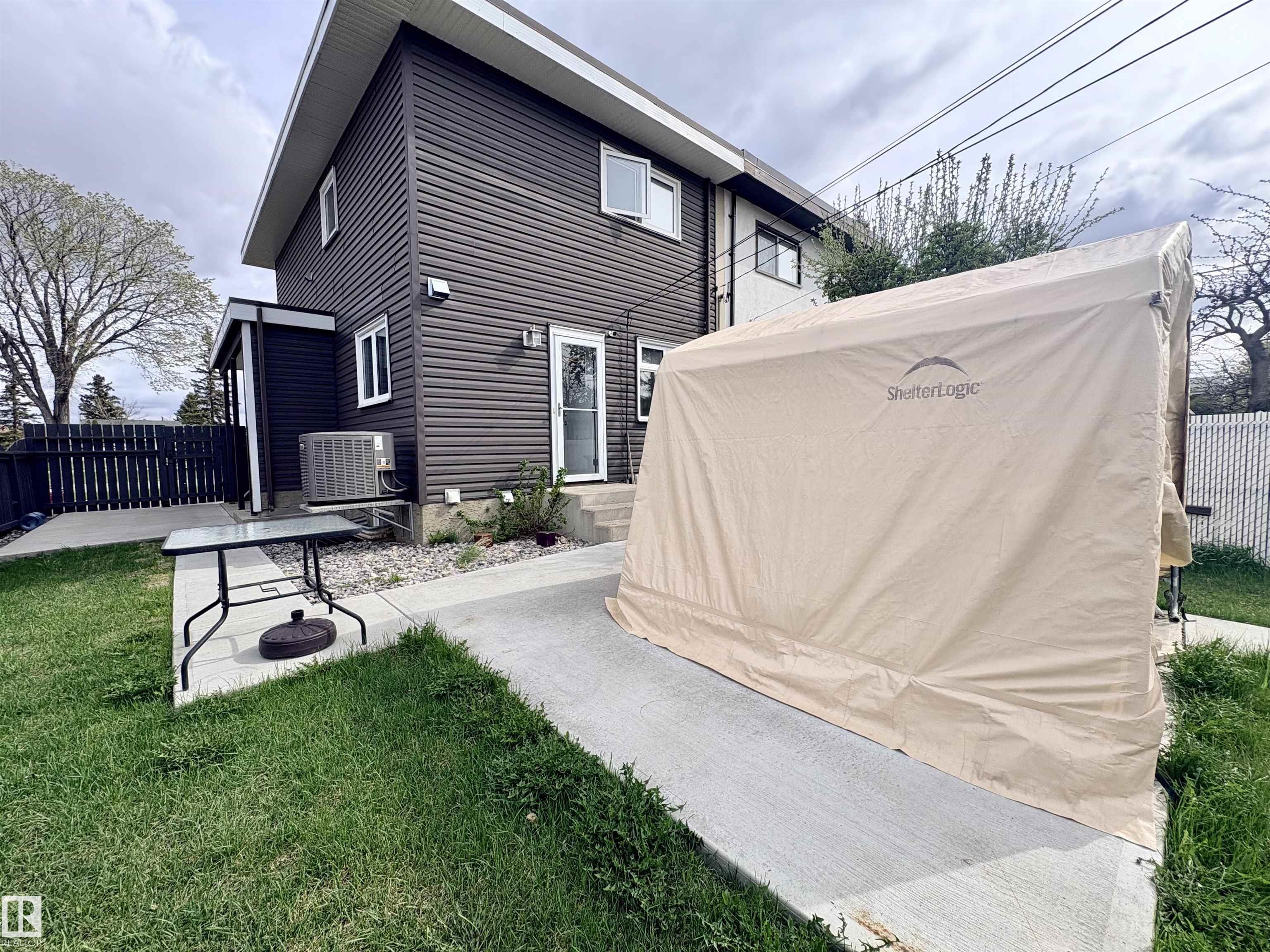 Photo 32 at 8825 137 Avenue NW, Glengarry, Edmonton