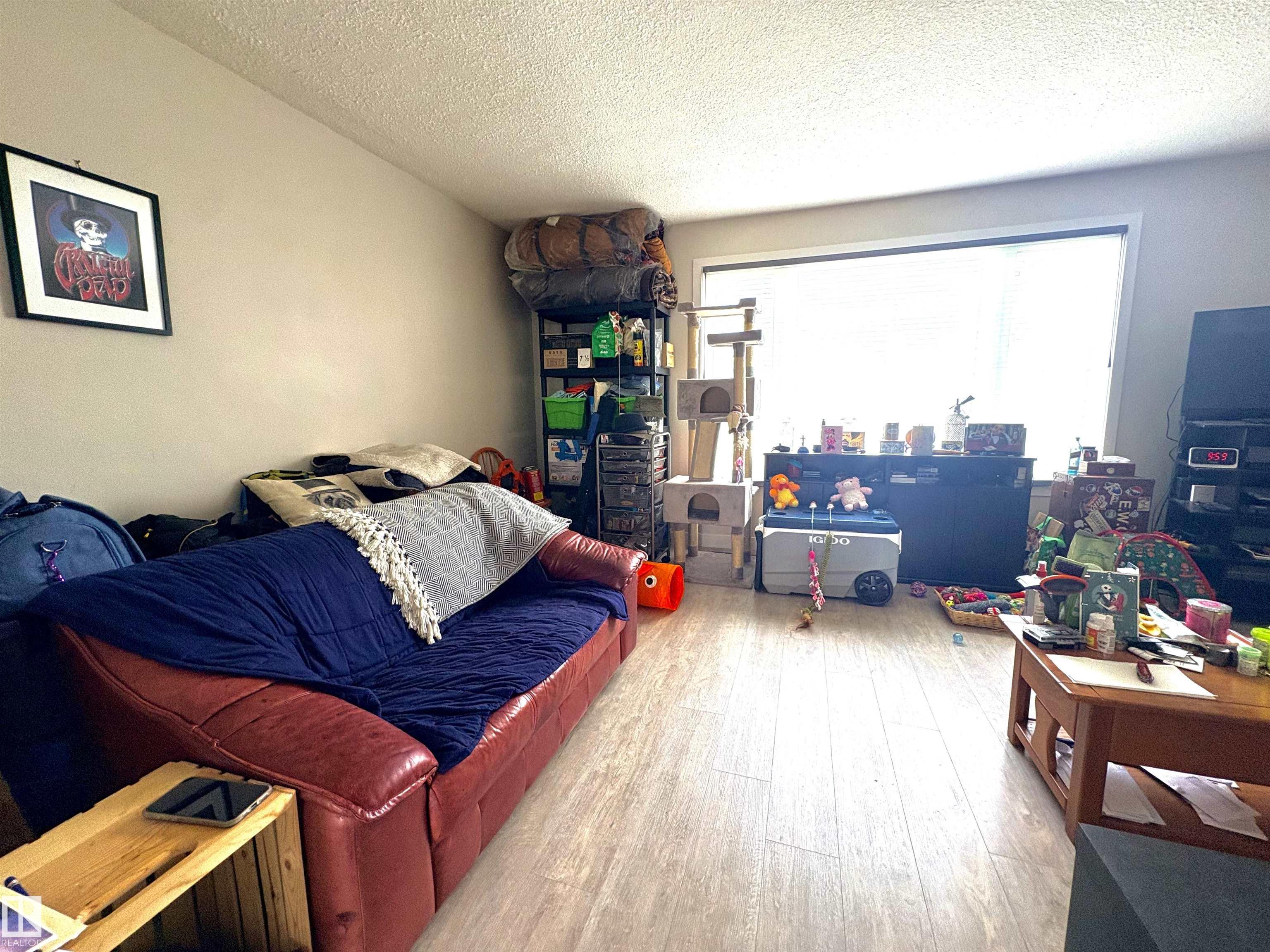 Photo 6 at 8825 137 Avenue NW, Glengarry, Edmonton