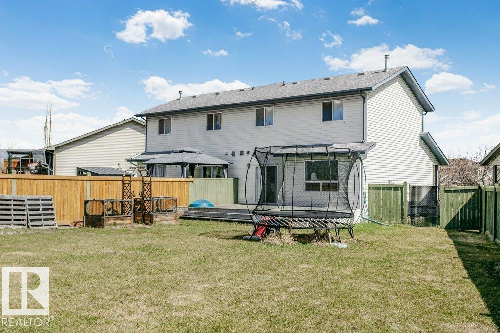 Photo 25 at 14023 156 Avenue NW, Carlton, Edmonton