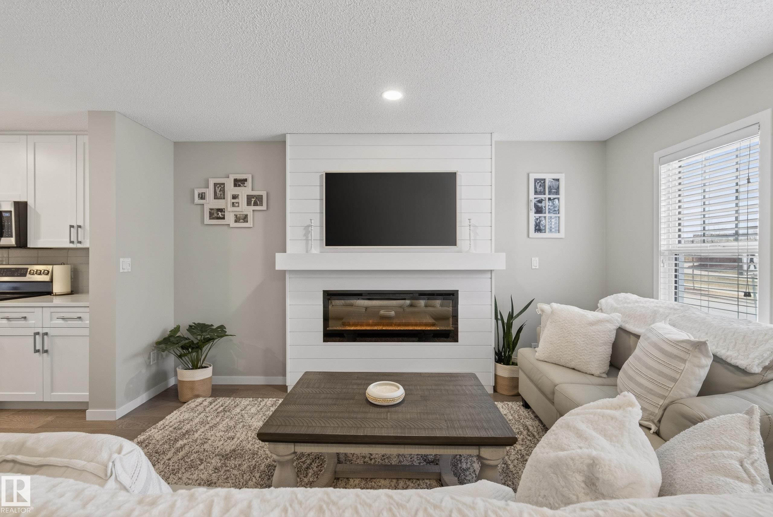 2513 Price Way SW, Paisley, Edmonton