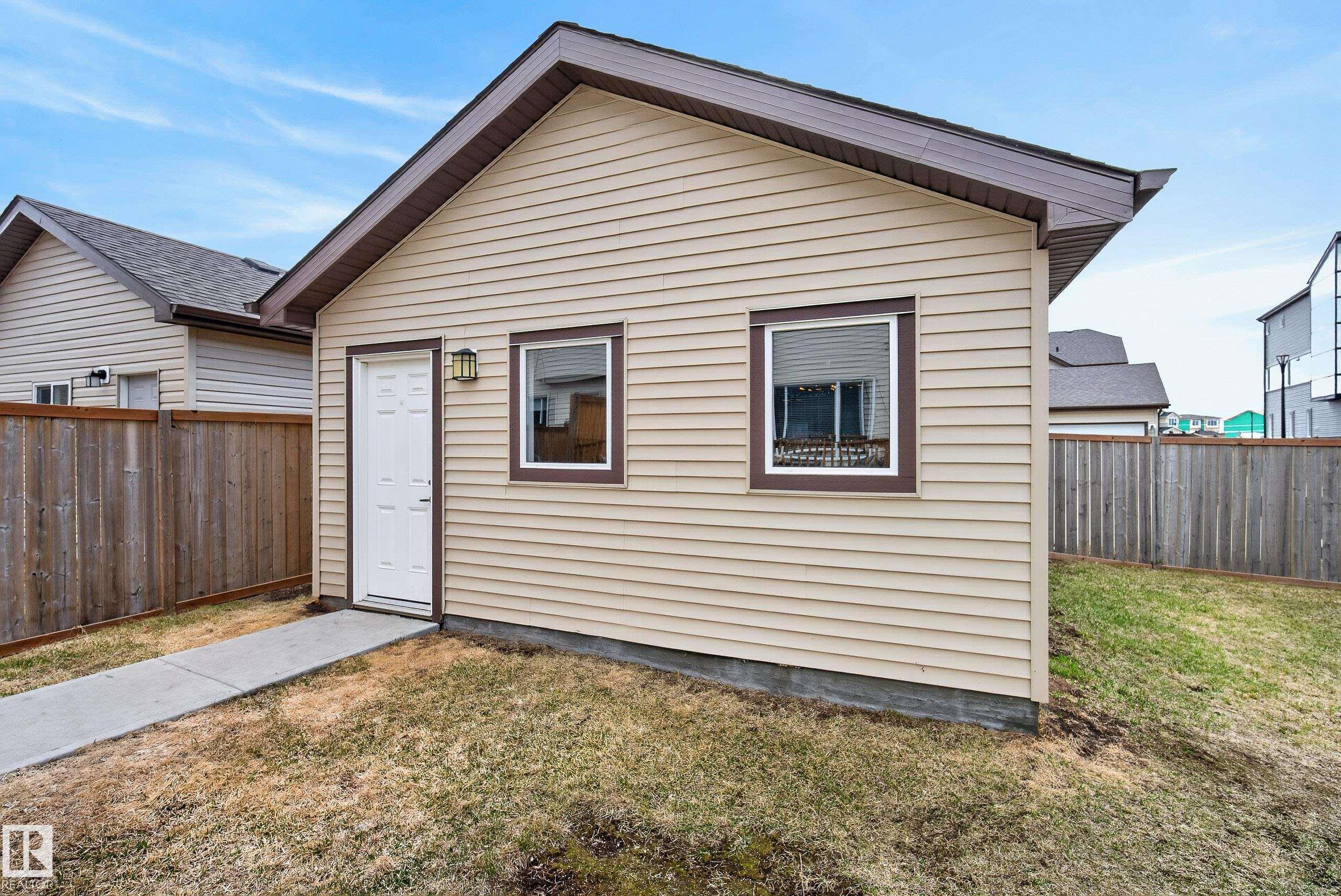 https://zimg.paragon.ice.com/ParagonImages/Property/PM/RAE/225400886/41/0/0/1256b21e69d7e409452cb90cea614754/1/808ecf00c72cf1a02c3c25745cb919ca/225400886-023218C0-F680-43B4-8378-F145FDE0EE10.JPG