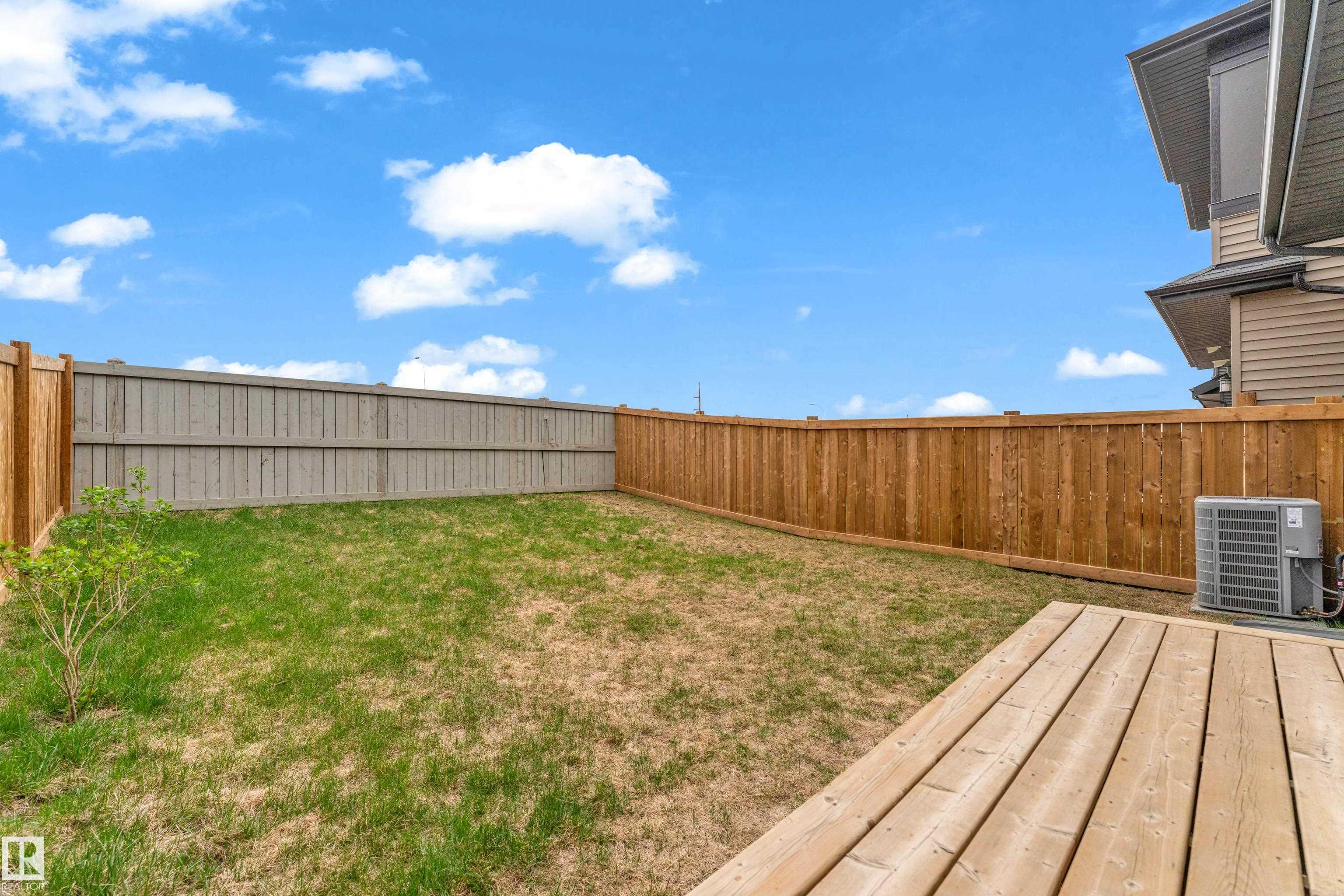 https://zimg.paragon.ice.com/ParagonImages/Property/PM/RAE/225400889/37/0/0/22b05b0eb72eef10c1e6b91a5ca4fcdd/1/7d5f30beac1be641966b8a300b6080b9/225400889-793ae753-a577-48e8-ab90-9e0b71e55744.JPG