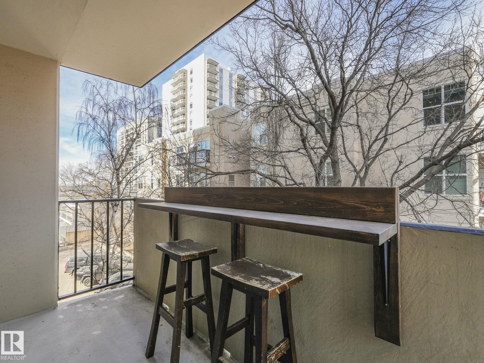 Photo 8 at 406 - 9816 112 Street NW, Wîhkwêntôwin, Edmonton