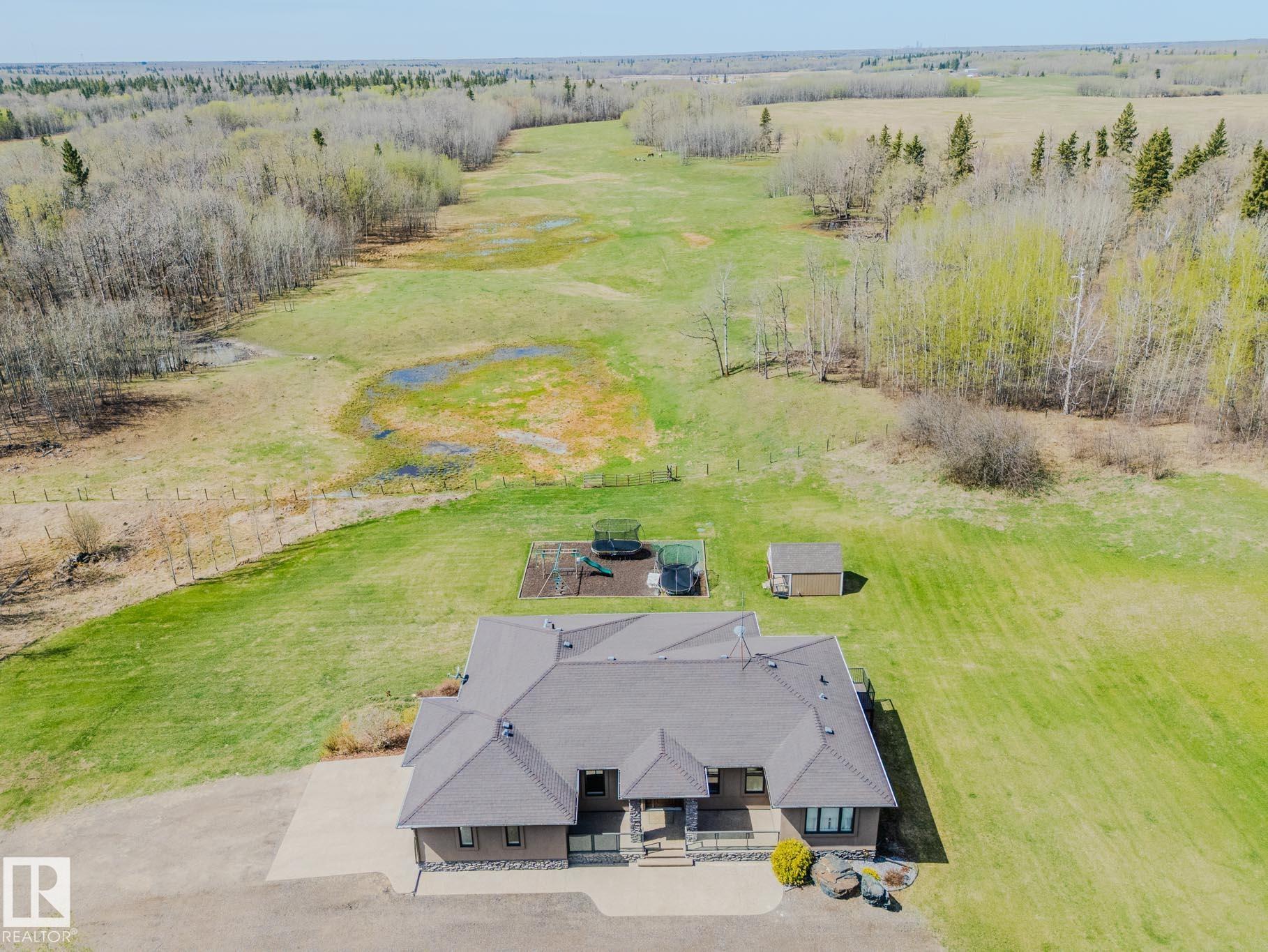 Photo 6 at 52138 Rge Road 215, None, Rural Strathcona County