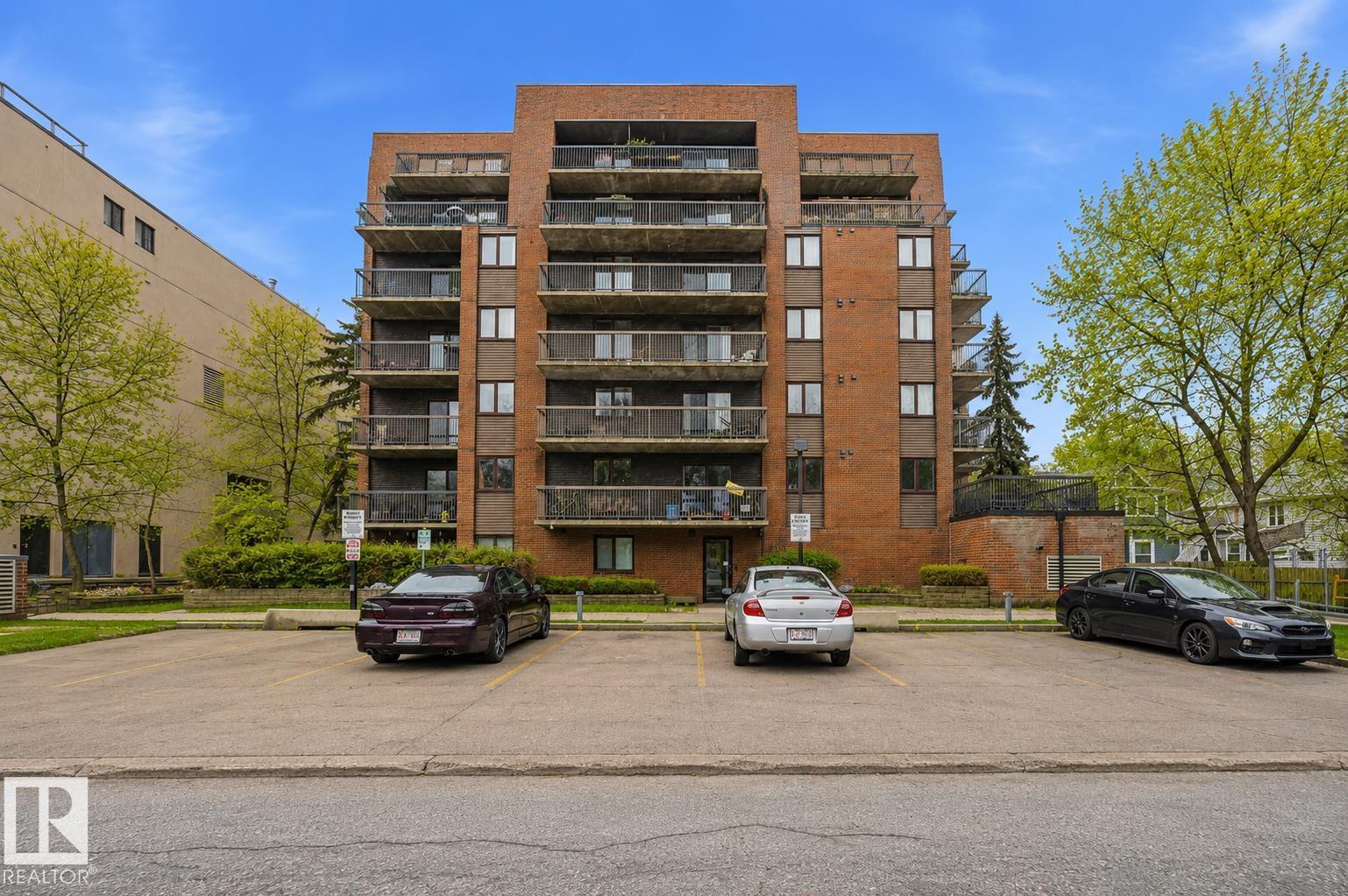 https://zimg.paragon.ice.com/ParagonImages/Property/PM/RAE/225400899/33/0/0/e55b74433dbb8cd194adea2f3147d4f6/1/2953d58328817f1907a515d46e978cf3/225400899-74ba15c5-476e-4d15-ba92-77b745d59abe.JPG
