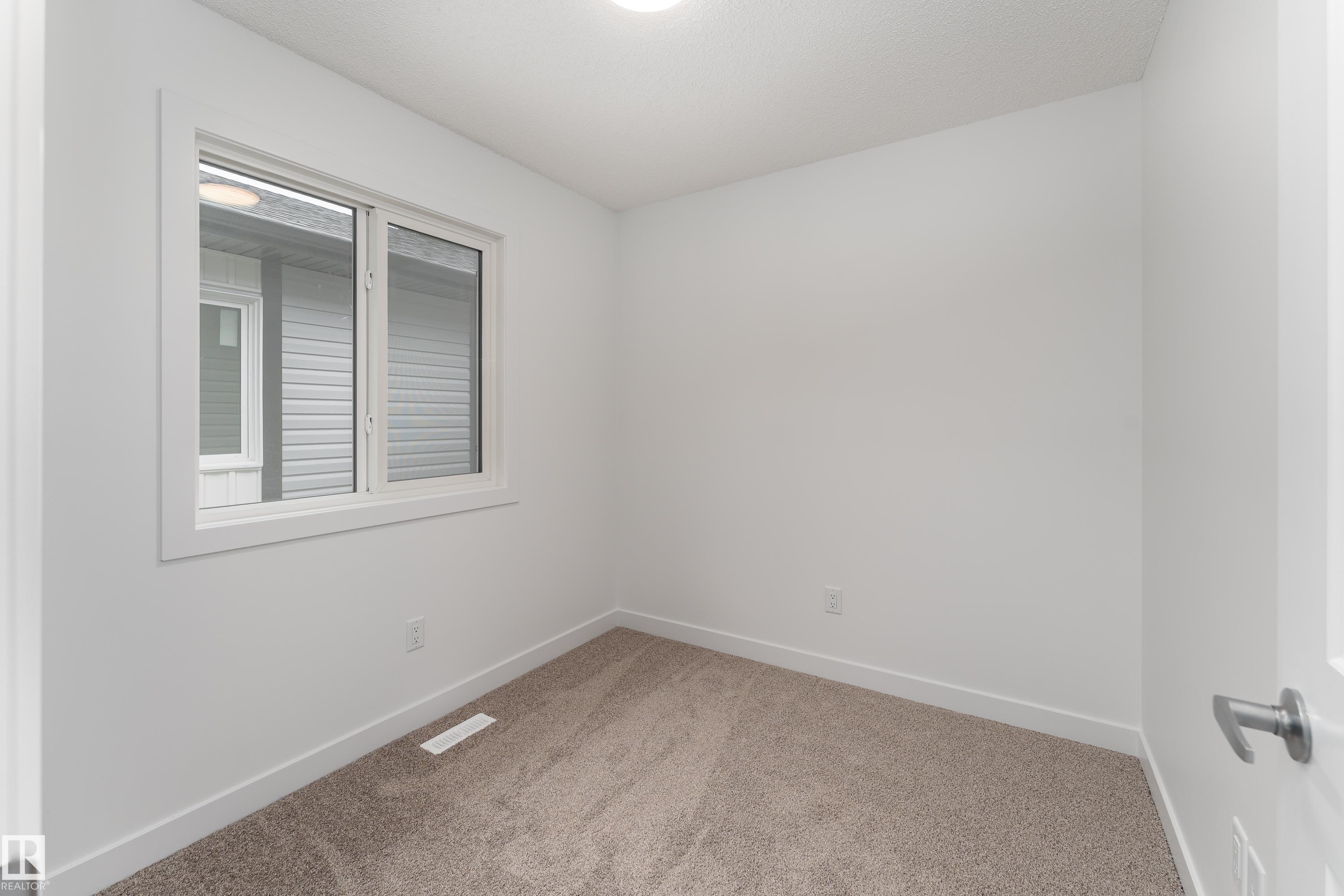 Photo 20 at 10916 & 10918 154 Street NW, High Park, Edmonton