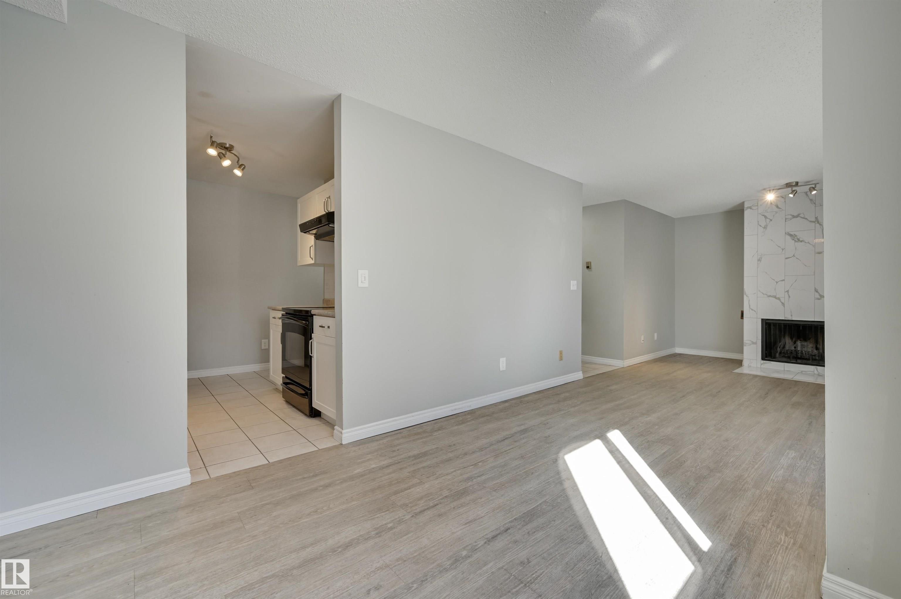 Photo 13 at 113 - 10838 108 Street NW, Central Mcdougall, Edmonton