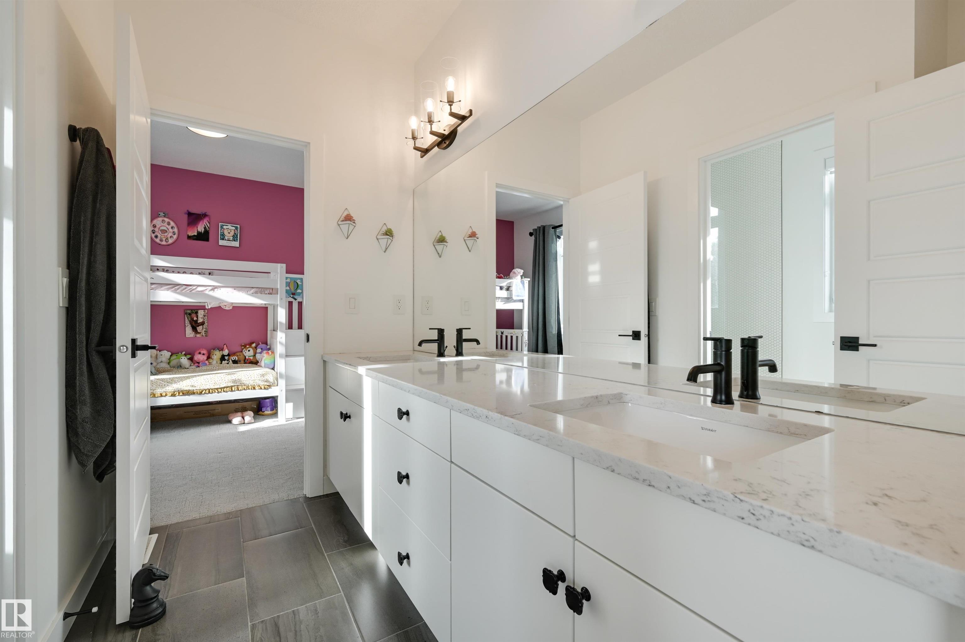 Photo 41 at 5501 109a Street NW, Pleasantview, Edmonton