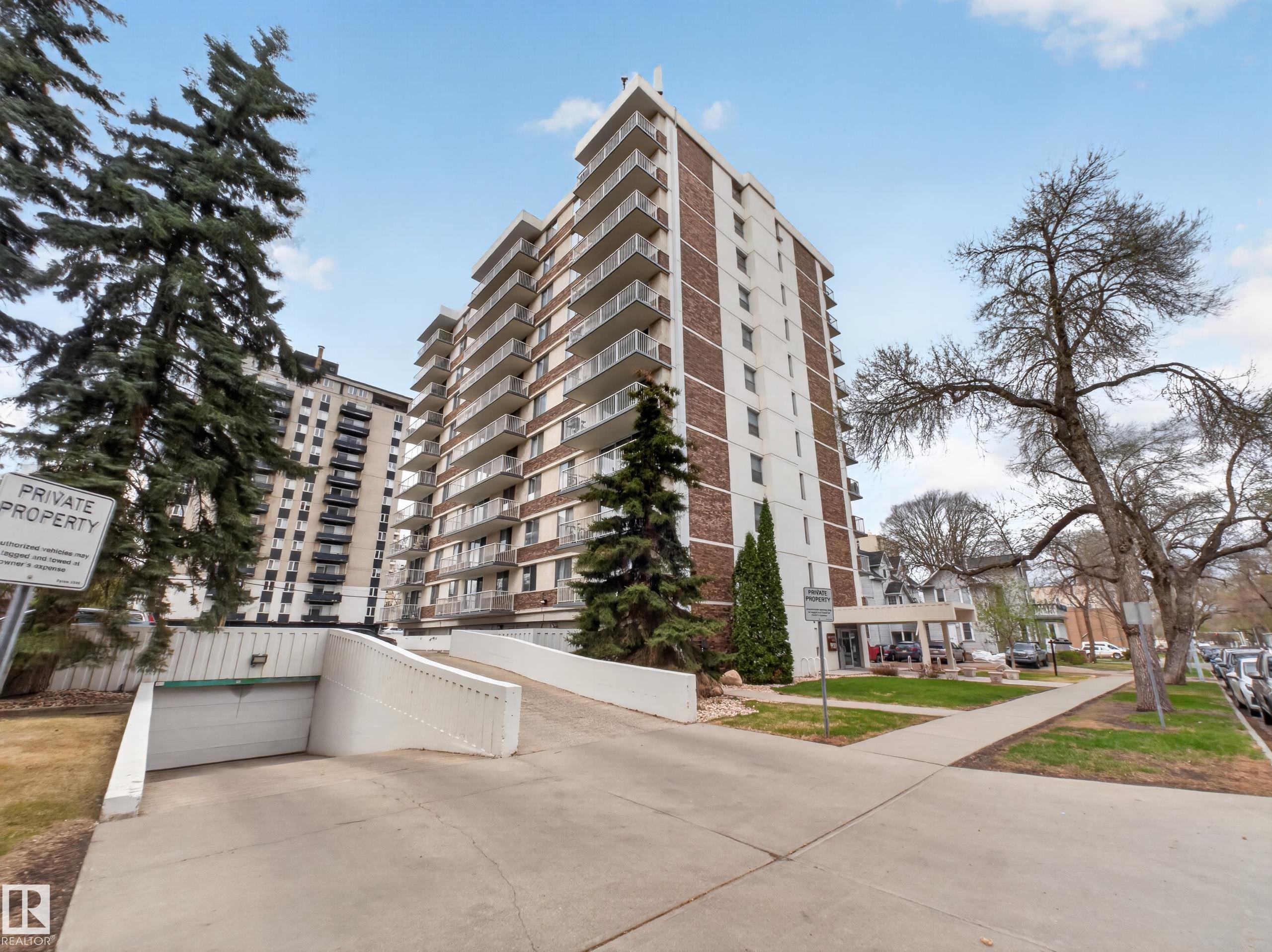 907 - 9930 113 Street NW, Wîhkwêntôwin, Edmonton