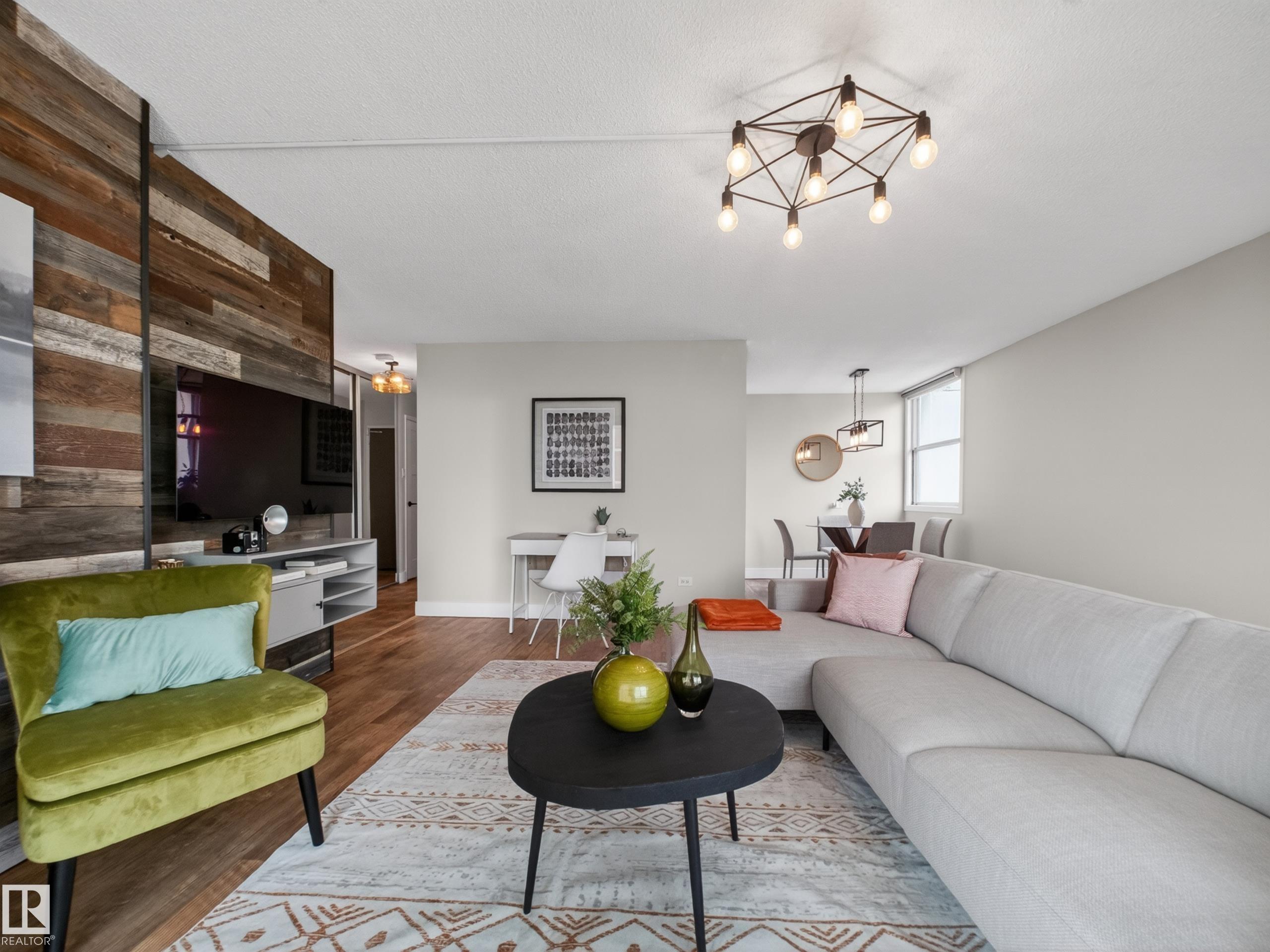 https://zimg.paragon.ice.com/ParagonImages/Property/PM/RAE/225400910/16/0/0/d9599bdc7d717ec84b0a03aa6b7e6322/1/2c8ab6028750dbee089a4aaf409aa231/225400910-37b6dea5-2ba7-4ce9-a850-b0fa70d8850b.JPG