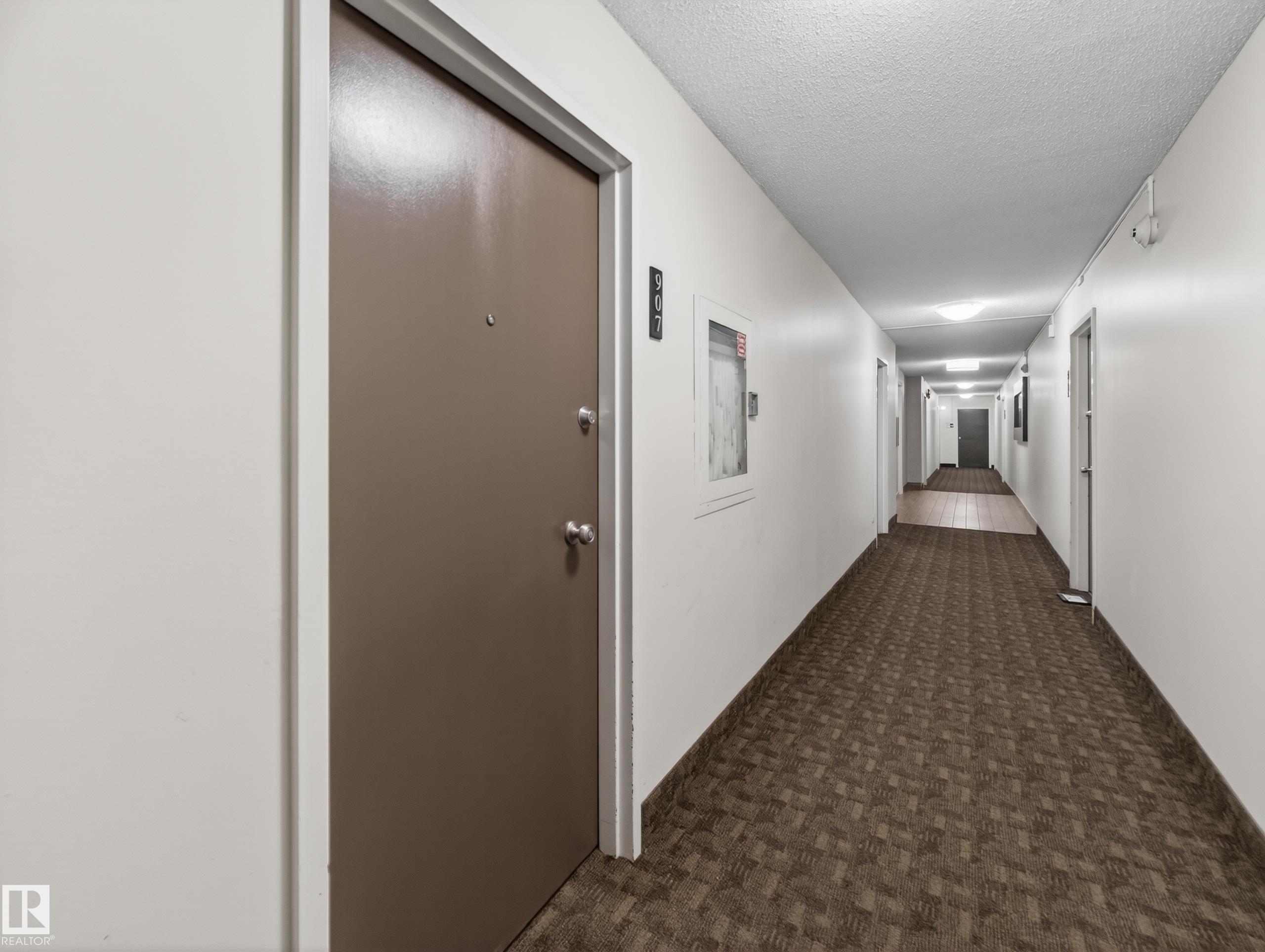 https://zimg.paragon.ice.com/ParagonImages/Property/PM/RAE/225400910/33/0/0/51a19f117323141e213f8877b4d0cc1c/1/2c8ab6028750dbee089a4aaf409aa231/225400910-bf88161d-6817-4ecf-8bc2-0d1ef584e1ed.JPG