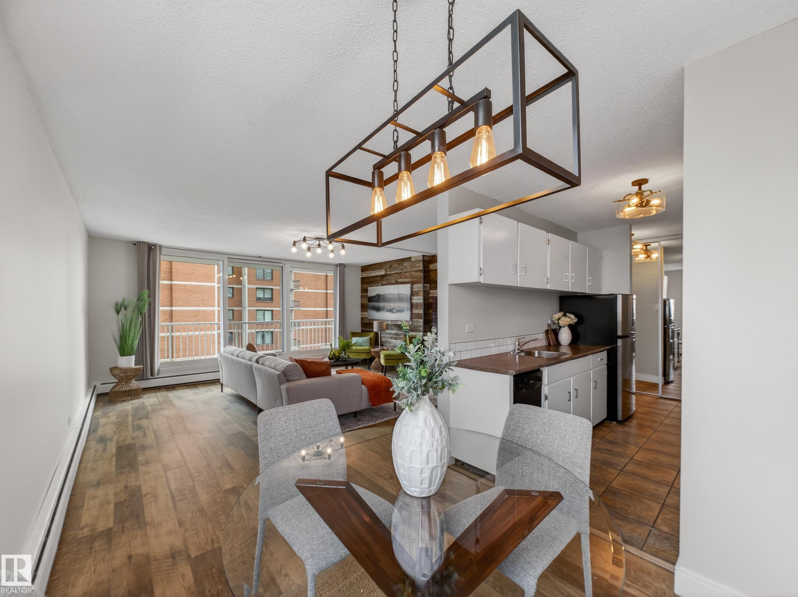 https://zimg.paragon.ice.com/ParagonImages/Property/PM/RAE/225400910/8/0/0/372c6624529dfb0f9d01facba3222229/1/2c8ab6028750dbee089a4aaf409aa231/225400910-b2ed5971-dd89-4ced-adc7-5fa420b11ec9.JPG
