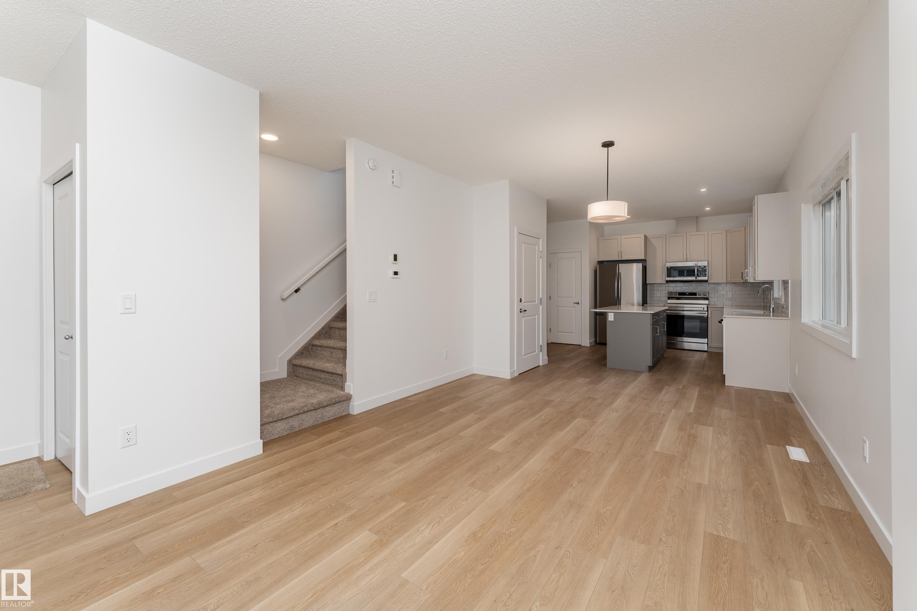 Picture for 10920 &amp; 10922 154 Street NW