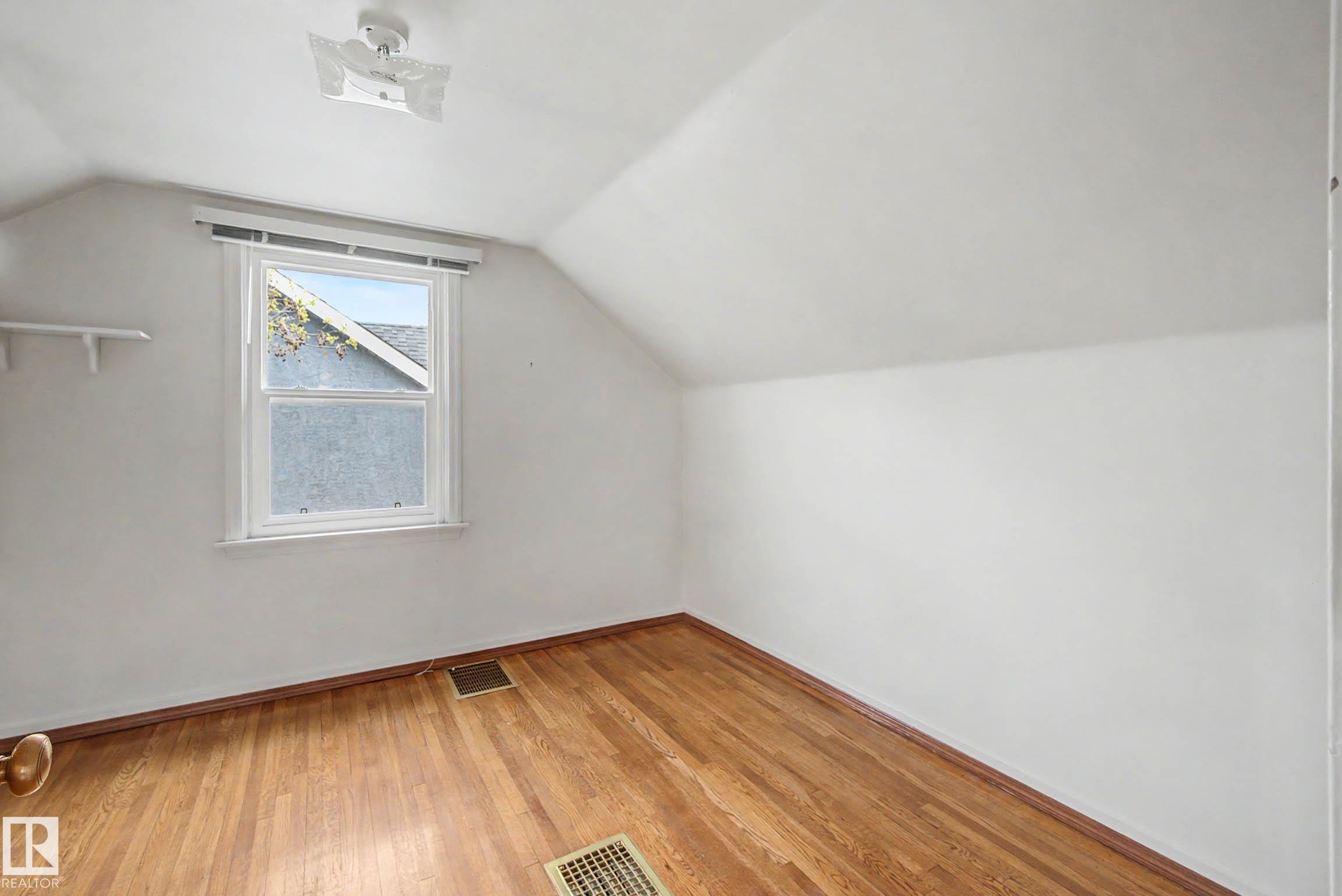 Photo 33 at 10523 137 Street NW, Glenora, Edmonton