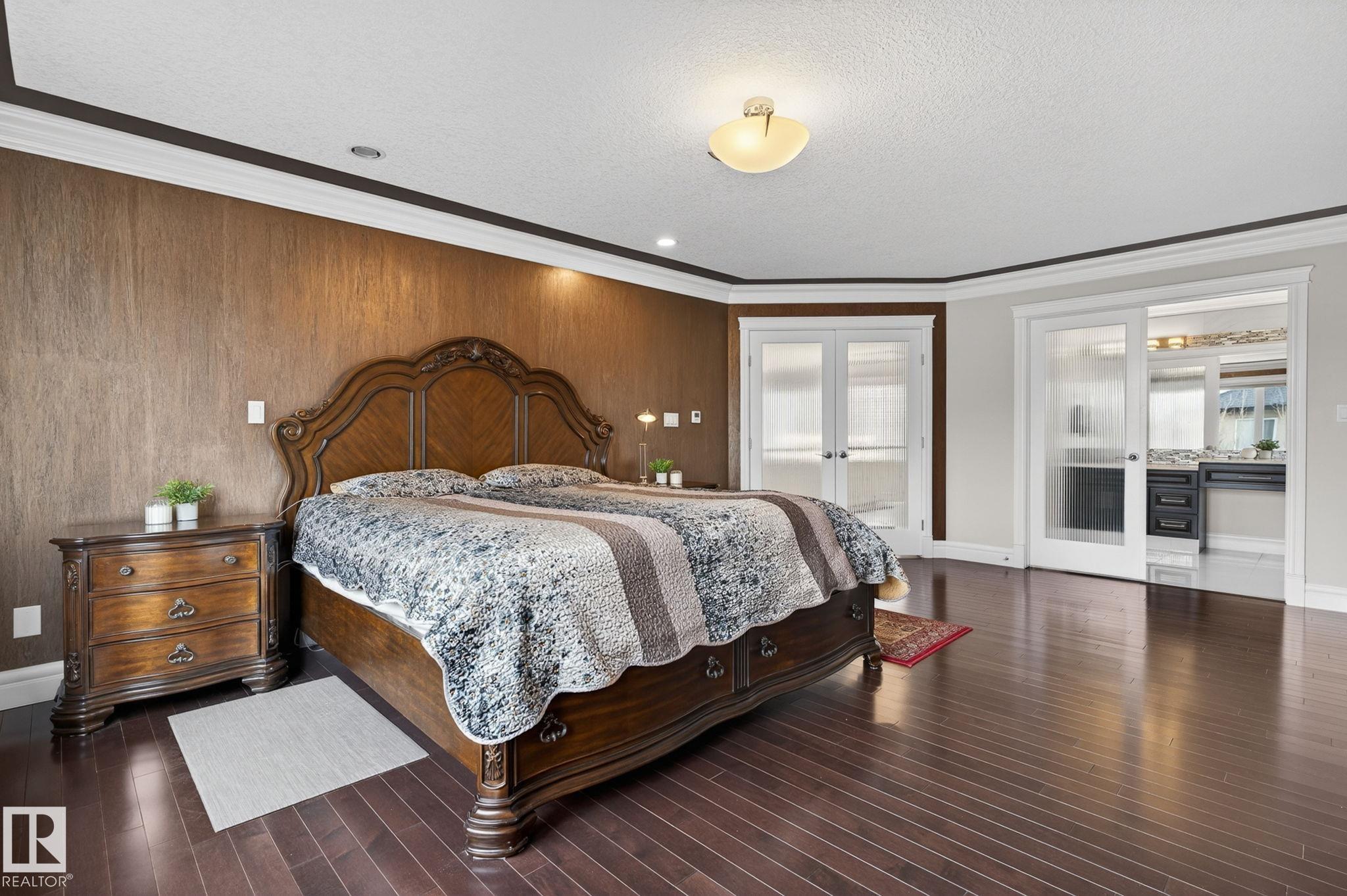 https://zimg.paragon.ice.com/ParagonImages/Property/PM/RAE/225400921/30/0/0/f392804c090641fe5d059d8f241d062b/1/0f3f226c36b86dee6762902265b123ad/225400921-4d28c129-3a80-4295-be73-af8d91c890bb.JPG