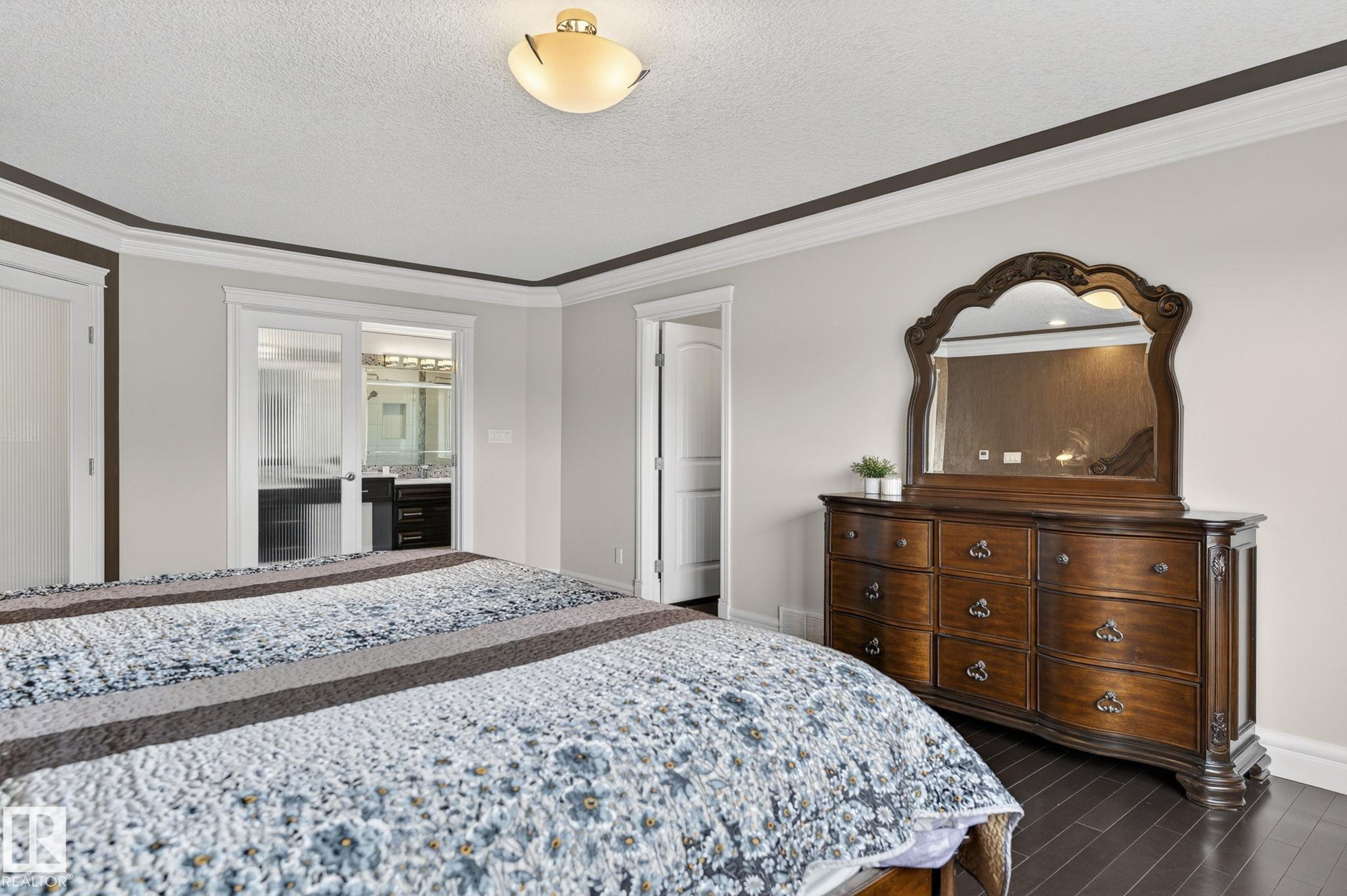 https://zimg.paragon.ice.com/ParagonImages/Property/PM/RAE/225400921/31/0/0/e6d6ab2947108ac0689070651ff57837/1/0f3f226c36b86dee6762902265b123ad/225400921-70144eff-ec67-496b-8315-d85a52c71a4a.JPG