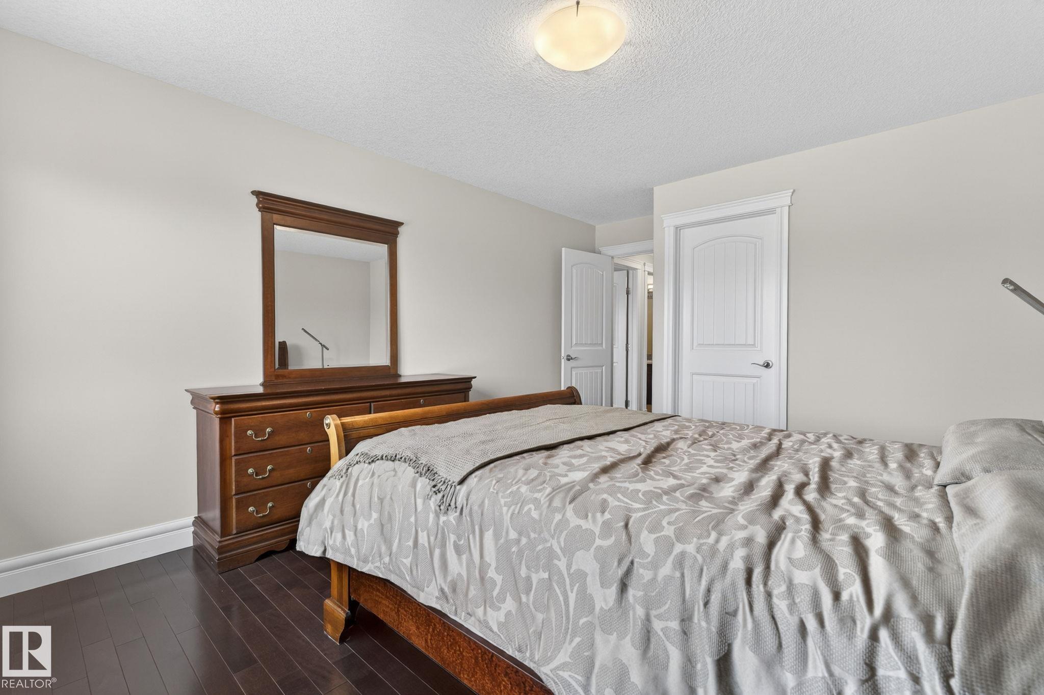 https://zimg.paragon.ice.com/ParagonImages/Property/PM/RAE/225400921/43/0/0/013c616e4d5ff662148cfaf5f5f22c4d/1/0f3f226c36b86dee6762902265b123ad/225400921-d331fe4b-3ed0-4a49-98f6-78c31fb5cca9.JPG