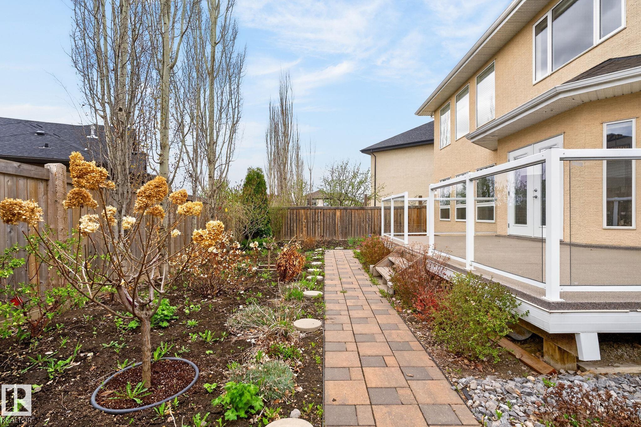 https://zimg.paragon.ice.com/ParagonImages/Property/PM/RAE/225400921/61/0/0/ac46940224c31a1e3ef9bede44cd6163/1/0f3f226c36b86dee6762902265b123ad/225400921-abb60f99-66fb-4d39-b3e9-d1adc5626b80.JPG