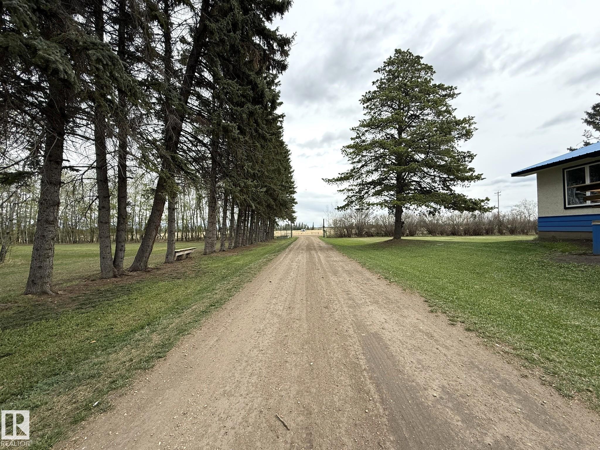 Photo 31 at 49054 Rng Rd 13, None, Rural Leduc County