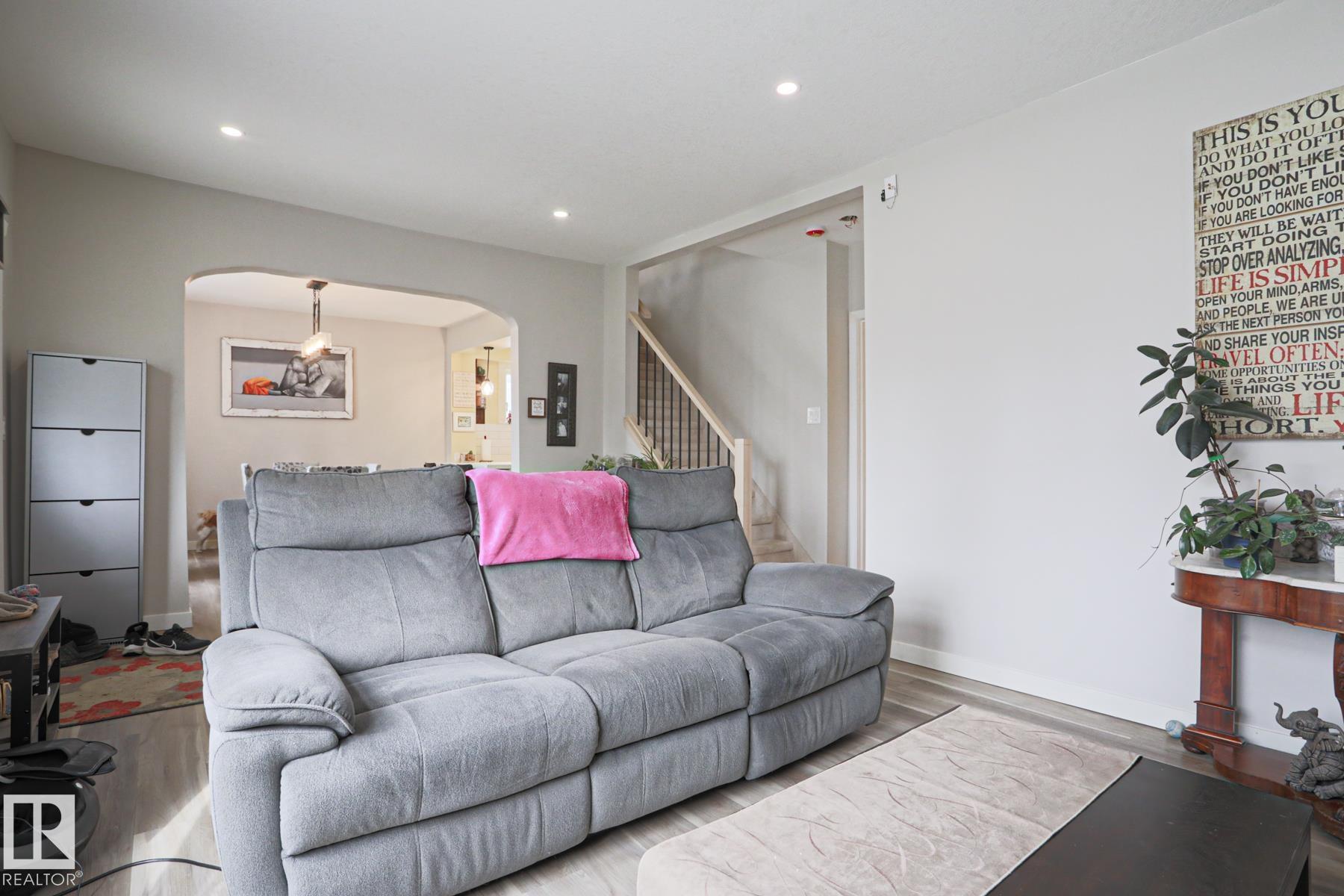 Photo 15 at 5113 53 Avenue, Old Town, Stony Plain