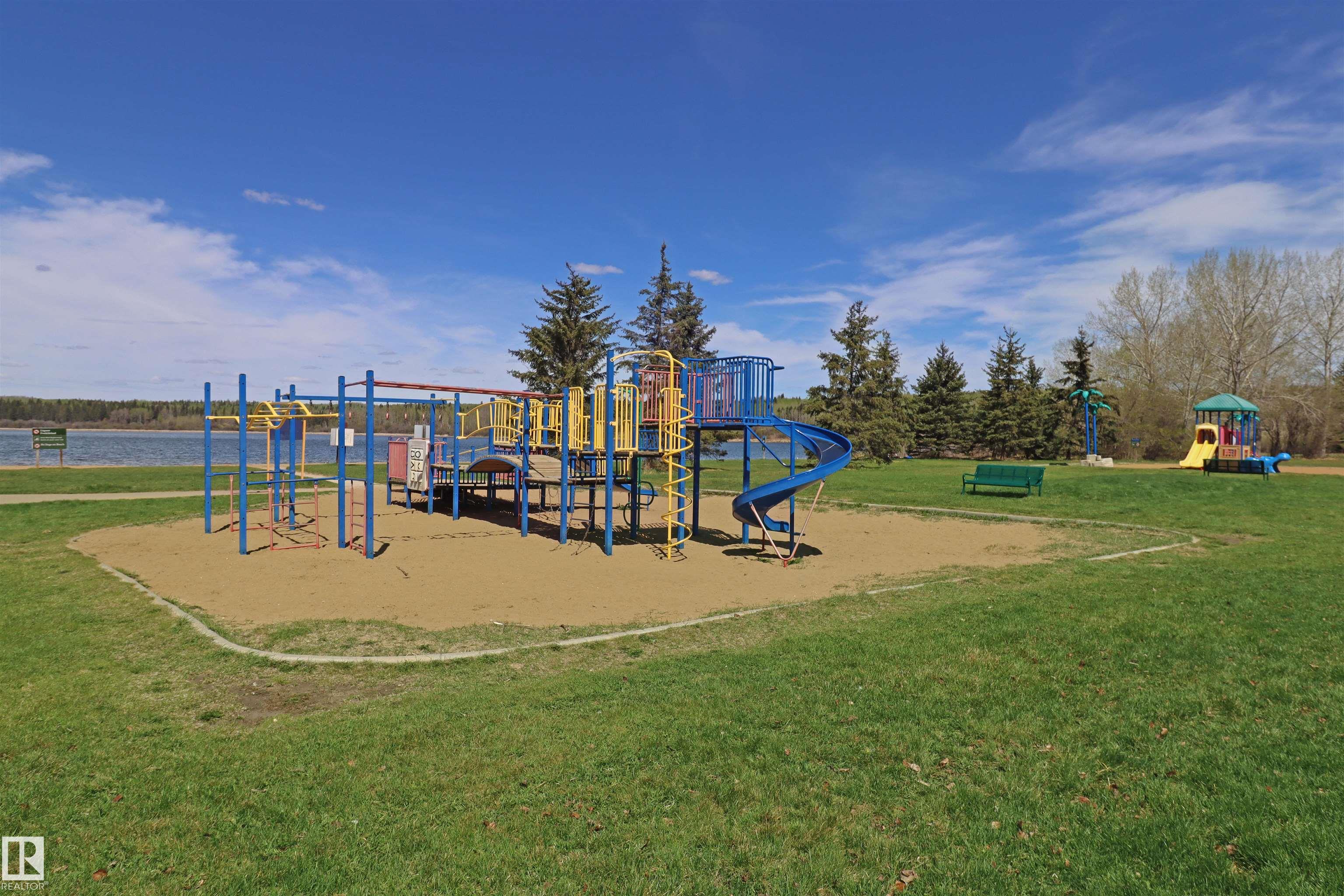 Photo 12 at 311 - 53102 Rge Rd 40, Moonlight Bay, Rural Parkland County