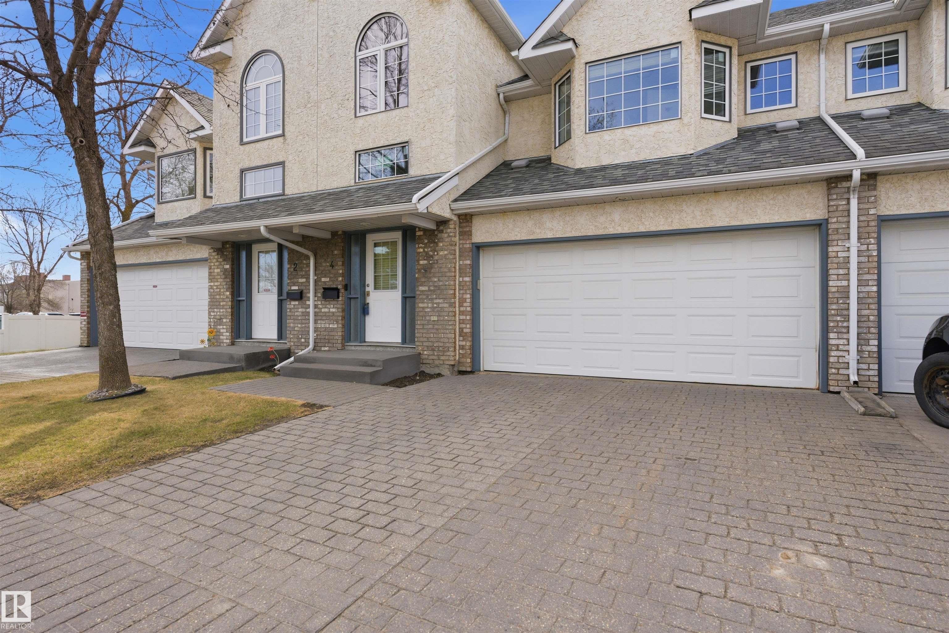 4 - 90 Liberton Drive, Lacombe Park, St. Albert