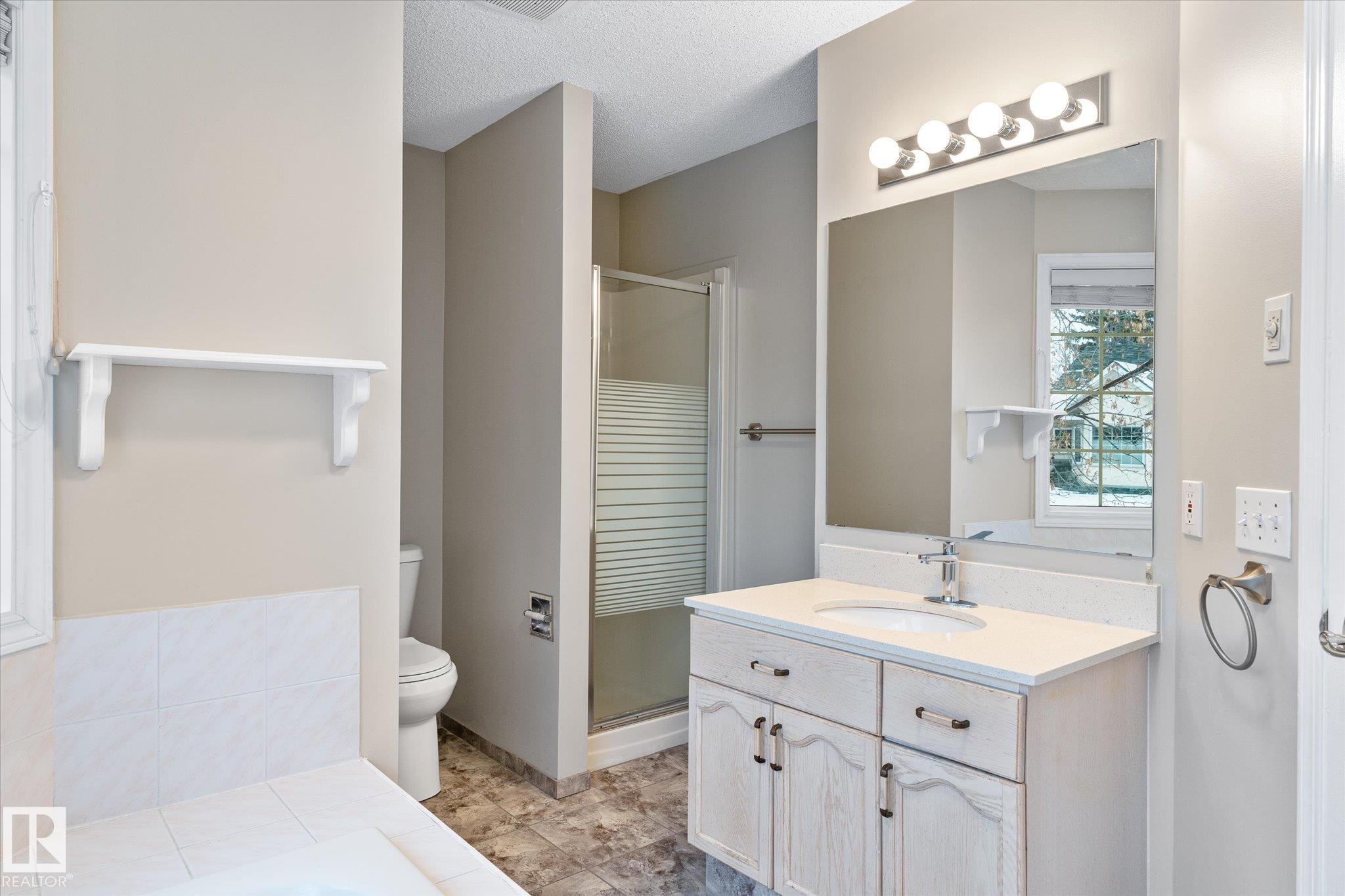 Photo 23 at 4 - 90 Liberton Drive, Lacombe Park, St. Albert