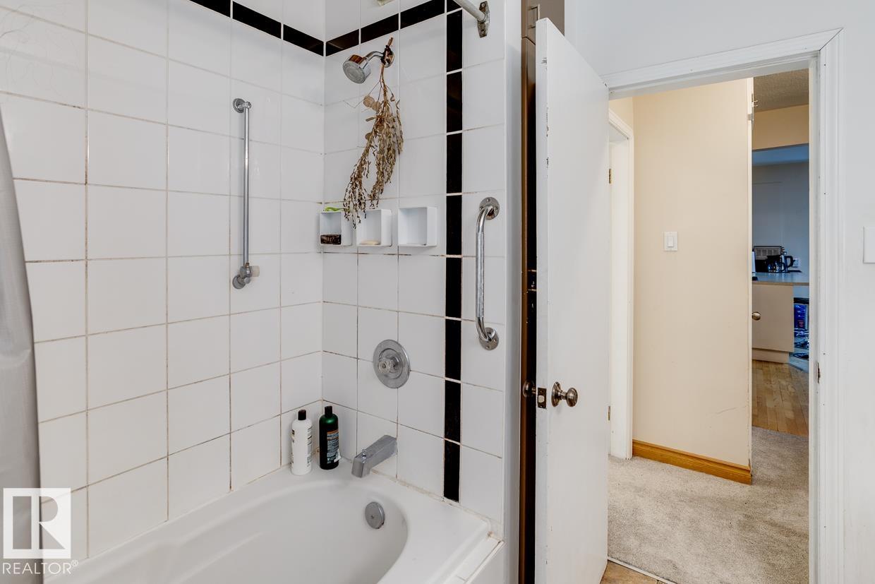 Photo 23 at 14002 106 Avenue NW, Glenora, Edmonton