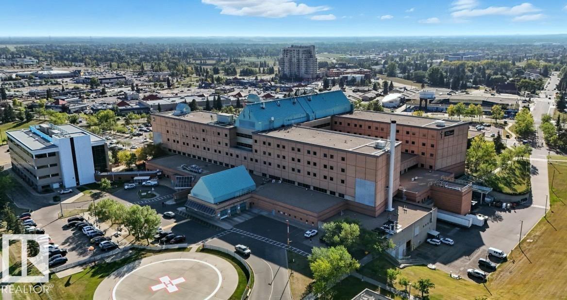 https://zimg.paragon.ice.com/ParagonImages/Property/PM/RAE/225400948/6/0/0/29406ce69b13b25e882488a774314074/1/04e77696c1b255f99546878d068effac/225400948-87db068c-256b-4444-affa-cb1a265622a2.JPG