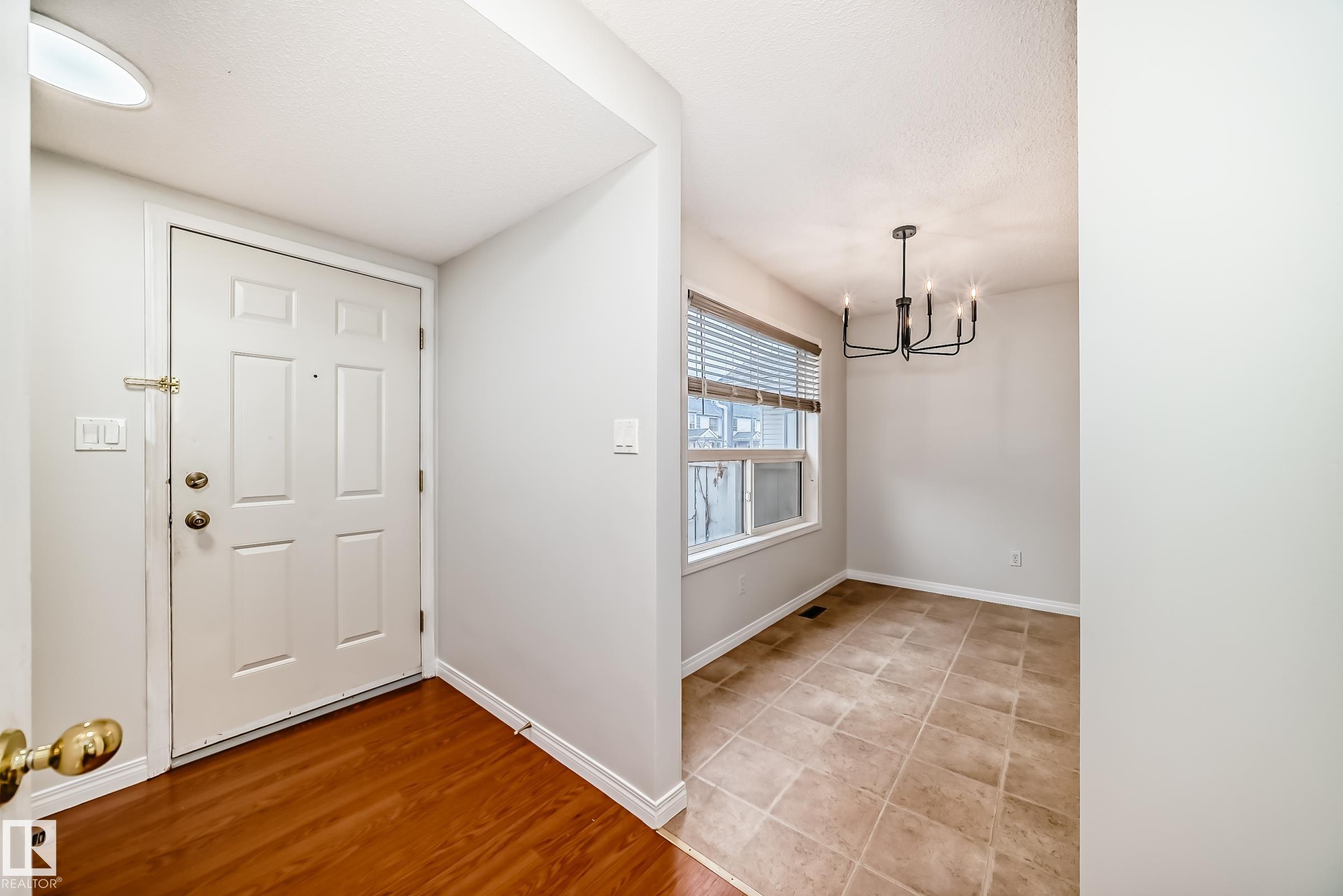 https://zimg.paragon.ice.com/ParagonImages/Property/PM/RAE/225400948/8/0/0/14d041bdba3574e9eb76f360ec88854c/1/04e77696c1b255f99546878d068effac/225400948-0ed7a056-f856-4803-9d94-5ee069fc97fd.JPG