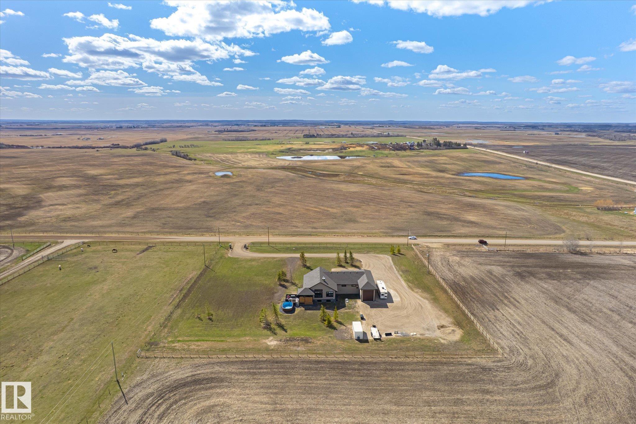 Photo 58 at 55525 Rge Road 264, None, Rural Sturgeon County
