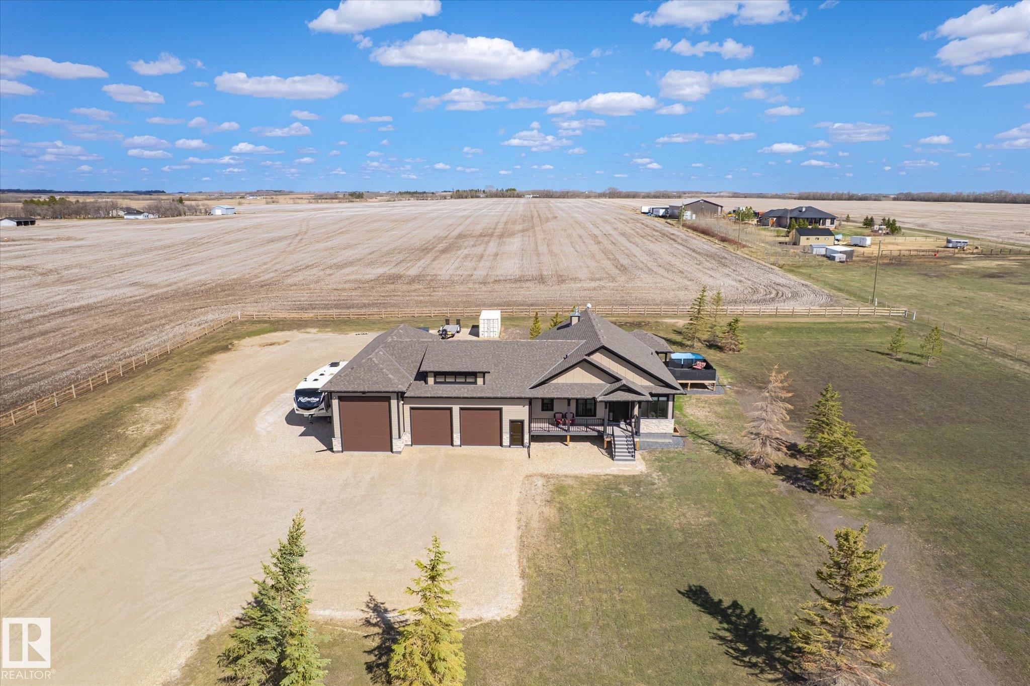 Photo 7 at 55525 Rge Road 264, None, Rural Sturgeon County
