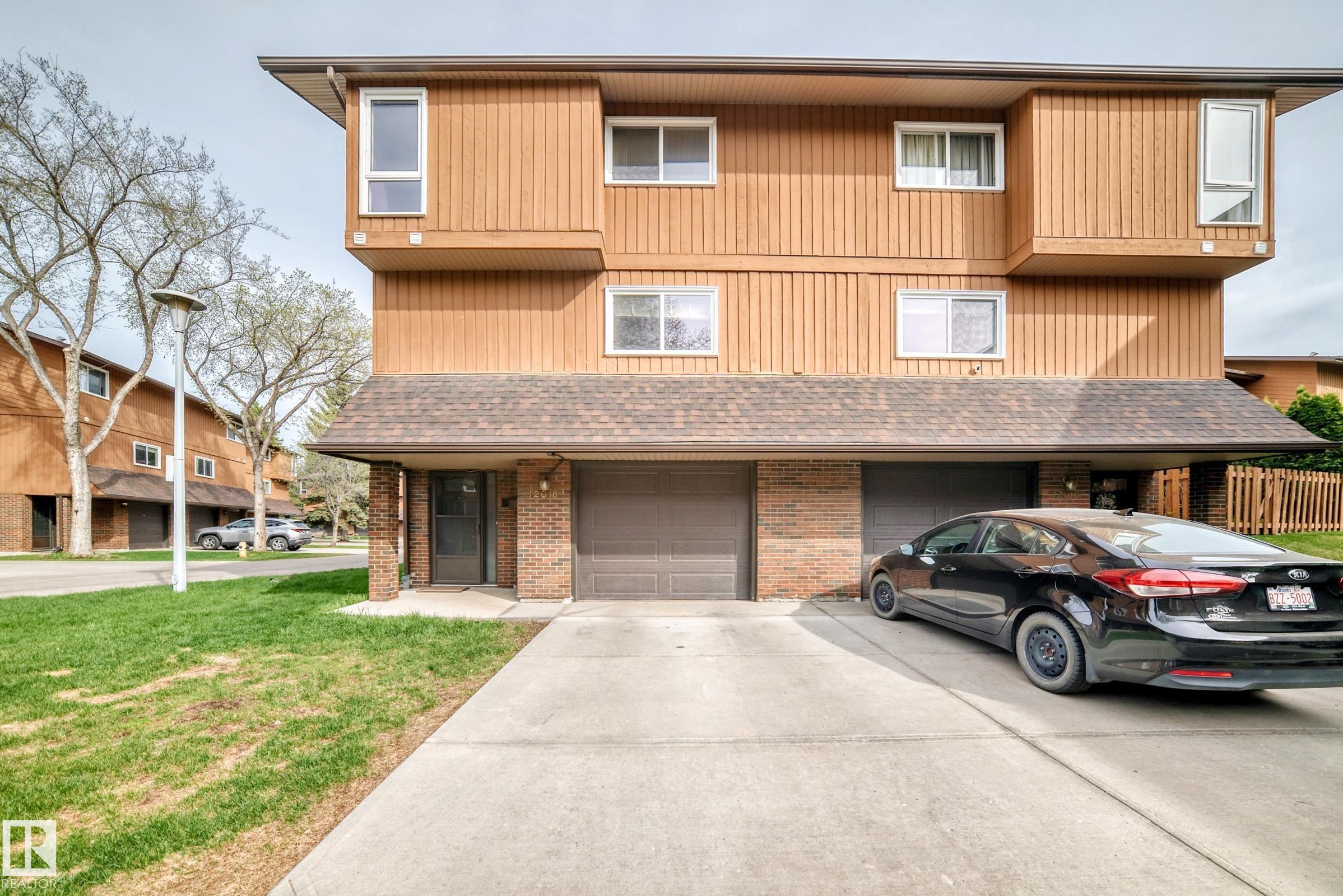 12018 157 Avenue NW, Dunluce, Edmonton