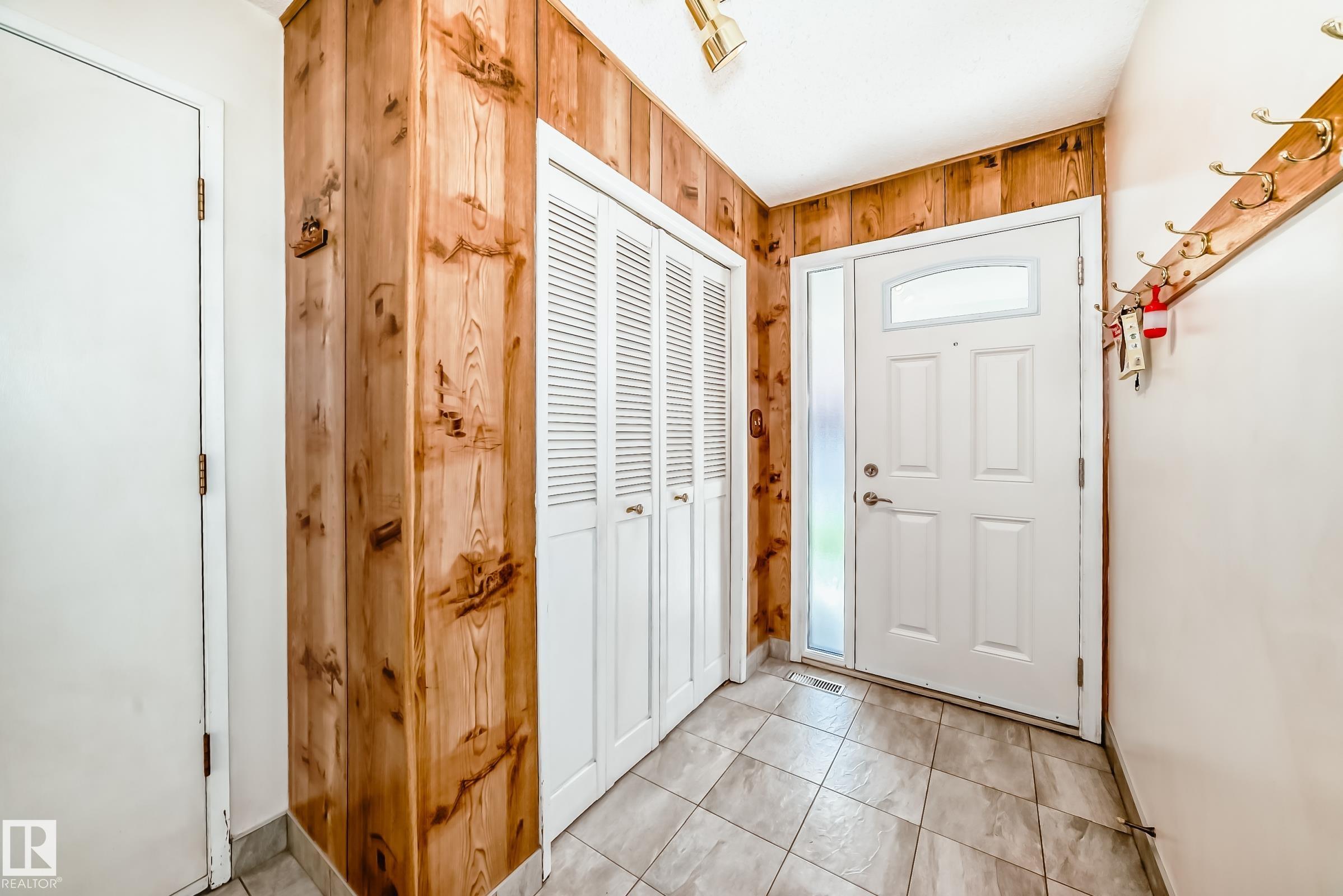 12018 157 Avenue NW, Dunluce, Edmonton