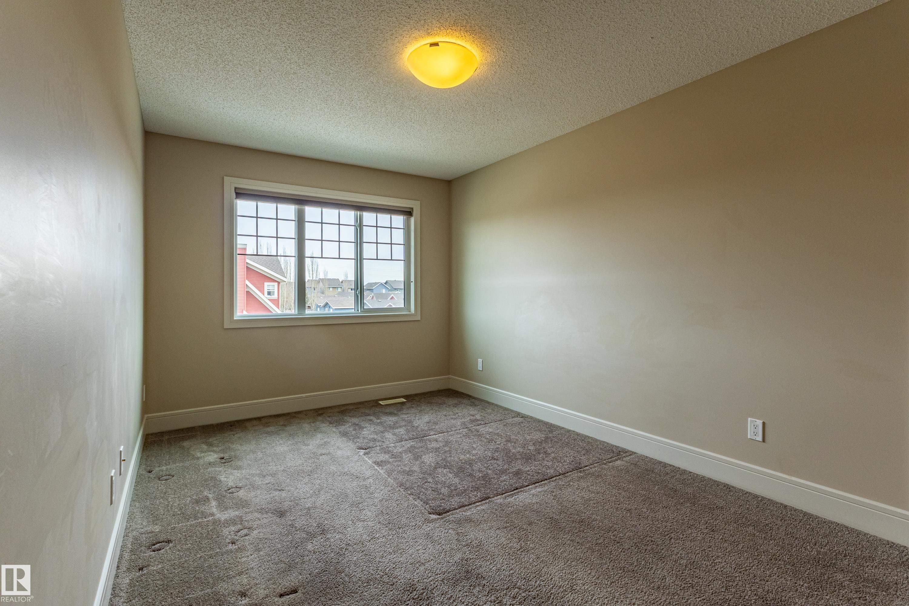 https://zimg.paragon.ice.com/ParagonImages/Property/PM/RAE/225400956/33/0/0/a7cb97f959cf4b13ac0f5f716a0267de/1/78948b3f250b8e3385ed1185d7d2ca94/225400956-f198325c-a63d-4c3e-b86f-29a6d3fad4f6.JPG