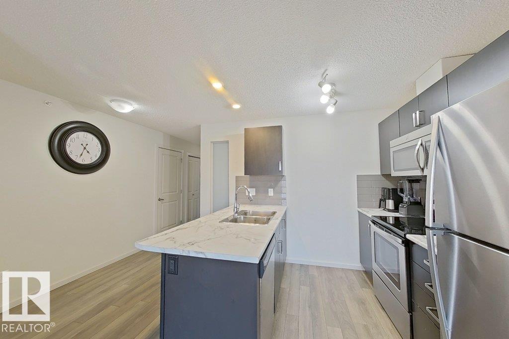 https://zimg.paragon.ice.com/ParagonImages/Property/PM/RAE/225400957/12/0/0/59ea368bbf97419f0c0daa7aa10169e5/1/4a49dc9e954da43f4442a82158d301d0/225400957-e7aeb2a7-5c2a-46c2-9bbb-6d4bf089e789.JPG