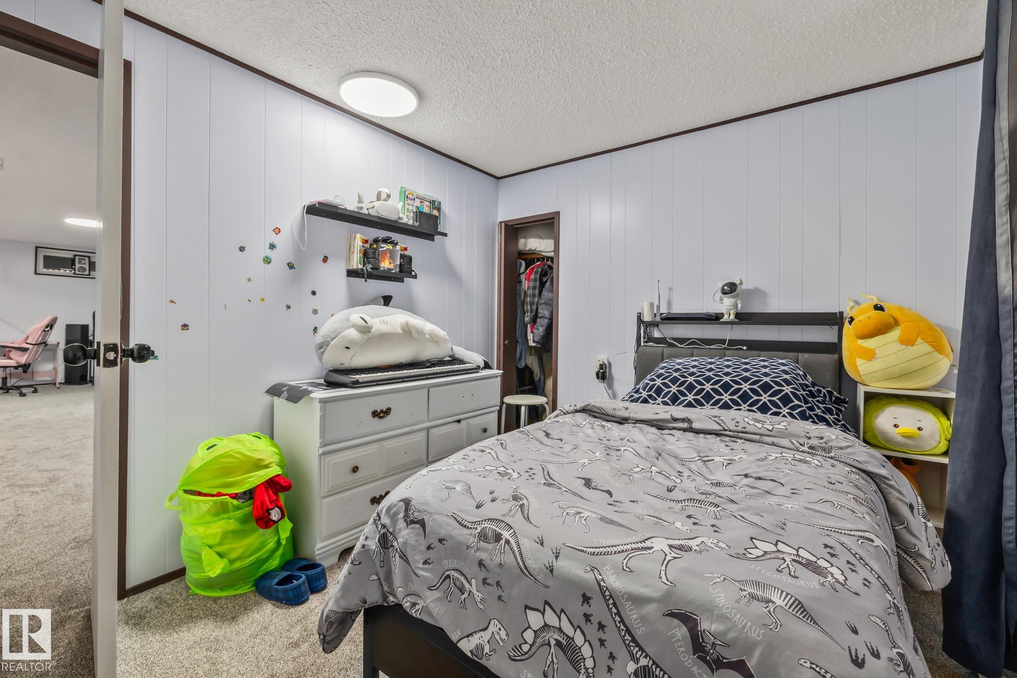 Photo 43 at 8812 135 Avenue NW, Glengarry, Edmonton