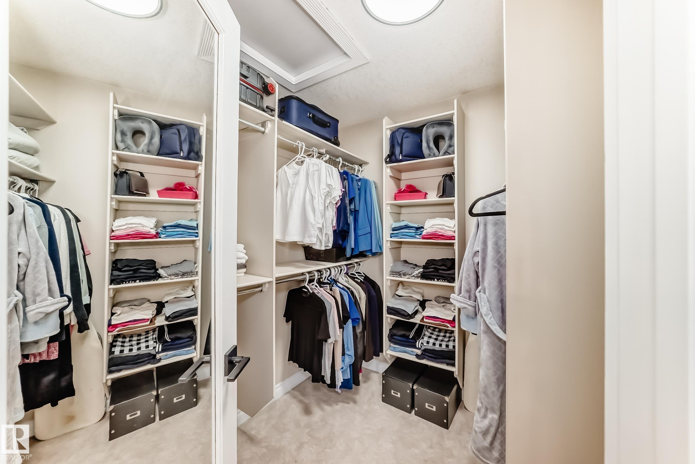 https://zimg.paragon.ice.com/ParagonImages/Property/PM/RAE/225400963/37/0/0/ee40aefd4ebaf382b4b2a956db1ff431/1/dacfcebc4e48ea867790b14edc5f8892/225400963-3d8a328f-e2c1-4bee-a512-5f66ec44be0b.JPG