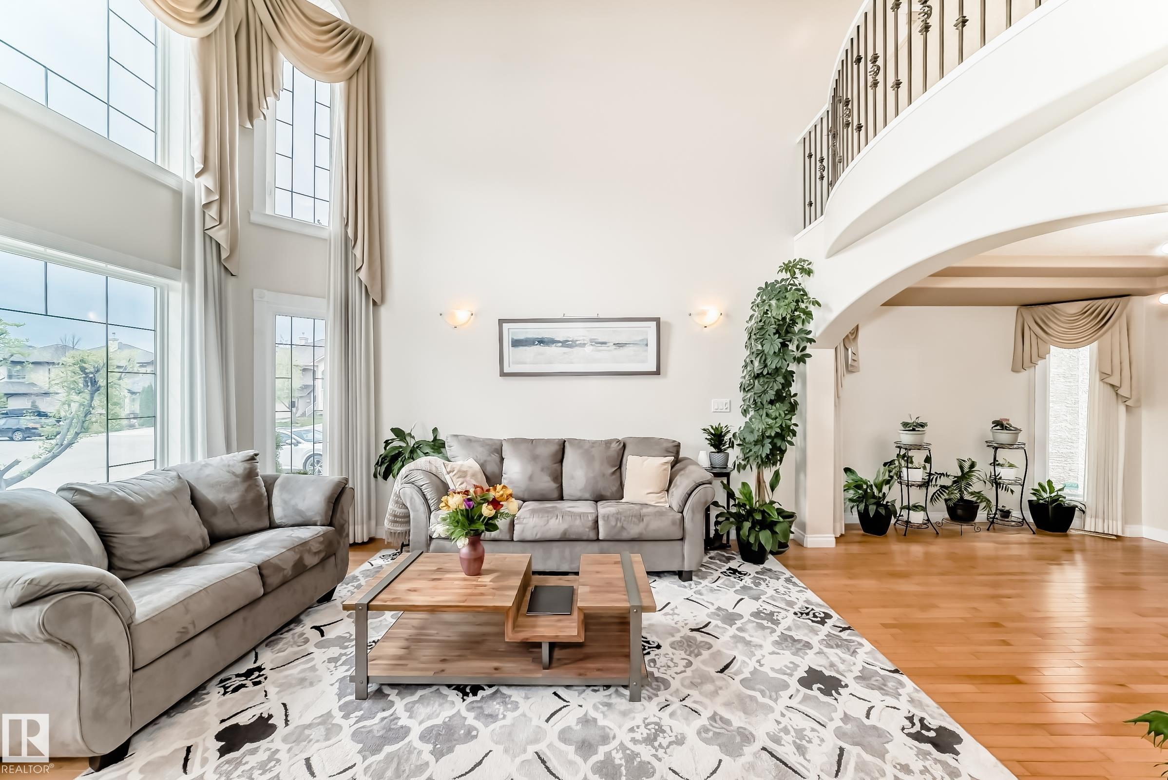 https://zimg.paragon.ice.com/ParagonImages/Property/PM/RAE/225400963/8/0/0/1ca41b57008b428faa3b436c5ebf611e/1/dacfcebc4e48ea867790b14edc5f8892/225400963-d0e8f7a1-74ac-4832-a997-9f57f95c3898.JPG