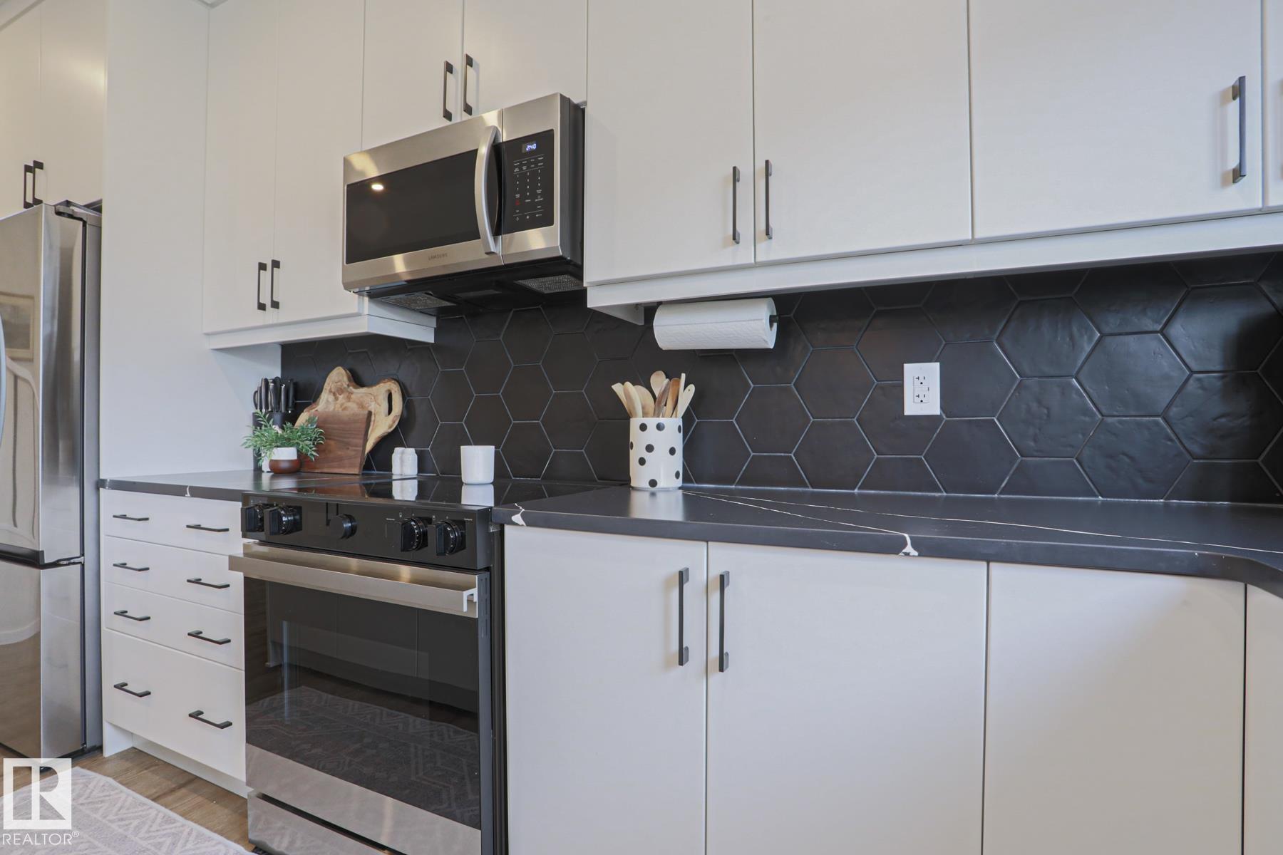 Photo 12 at 1047 Stoneside Road, Hearthstone, Sherwood Park