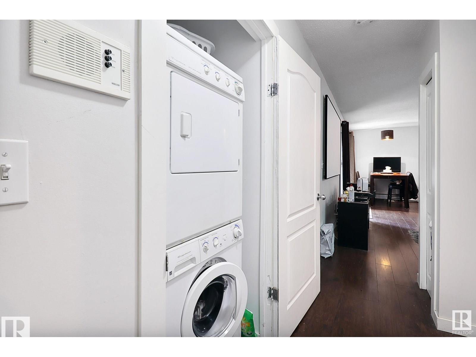 https://zimg.paragon.ice.com/ParagonImages/Property/PM/RAE/225400974/2/0/0/1acb795a0842c80e98686ab808626769/1/725f390de67d73a9c8b2af4c39969447/225400974-781792f8-cd65-4d4d-8e3c-8e00cdc57ac6.JPG