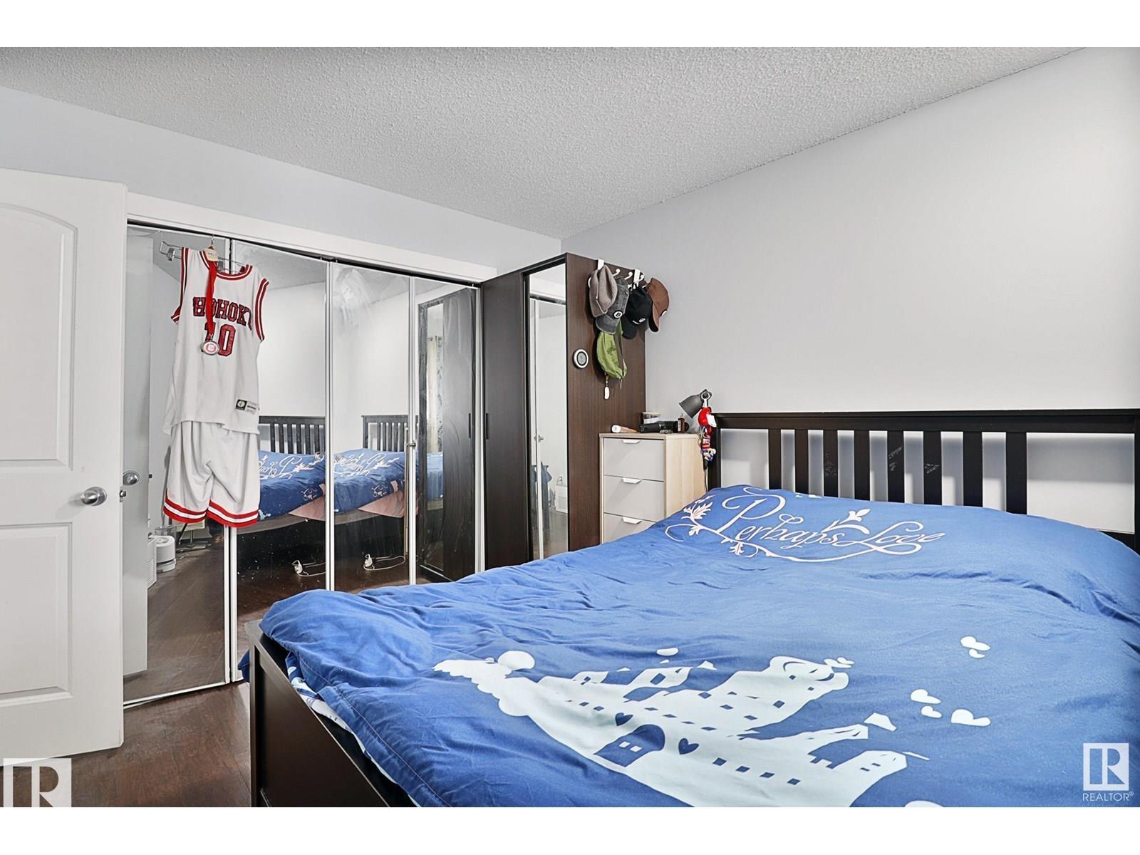 https://zimg.paragon.ice.com/ParagonImages/Property/PM/RAE/225400974/8/0/0/f9da577b82ff38e0e6216c8bd11af135/1/725f390de67d73a9c8b2af4c39969447/225400974-e53dbbf8-ffa2-4d4c-83fc-c4e937892bcb.JPG