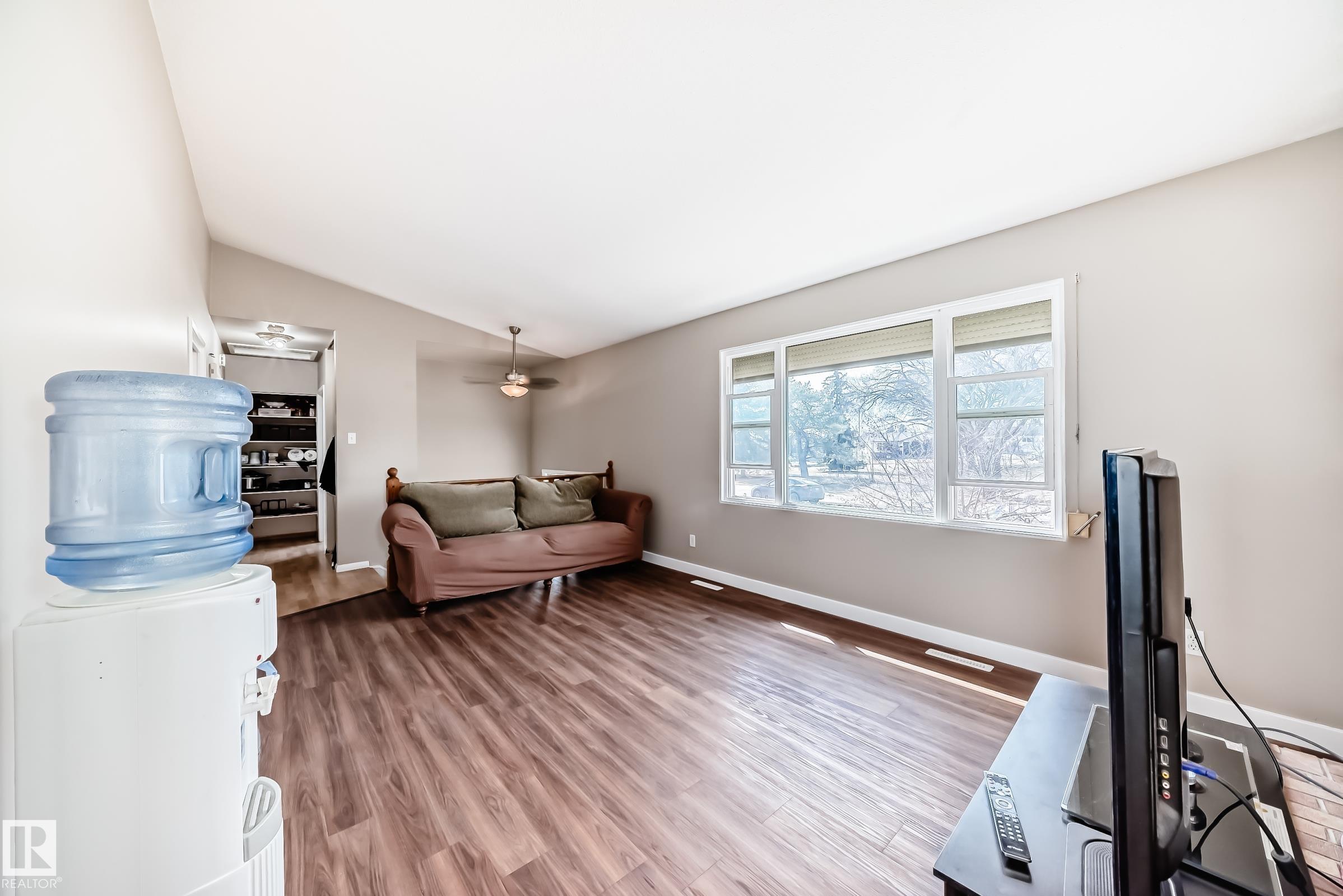 Photo 18 at 13419 70 Street NW, Delwood, Edmonton