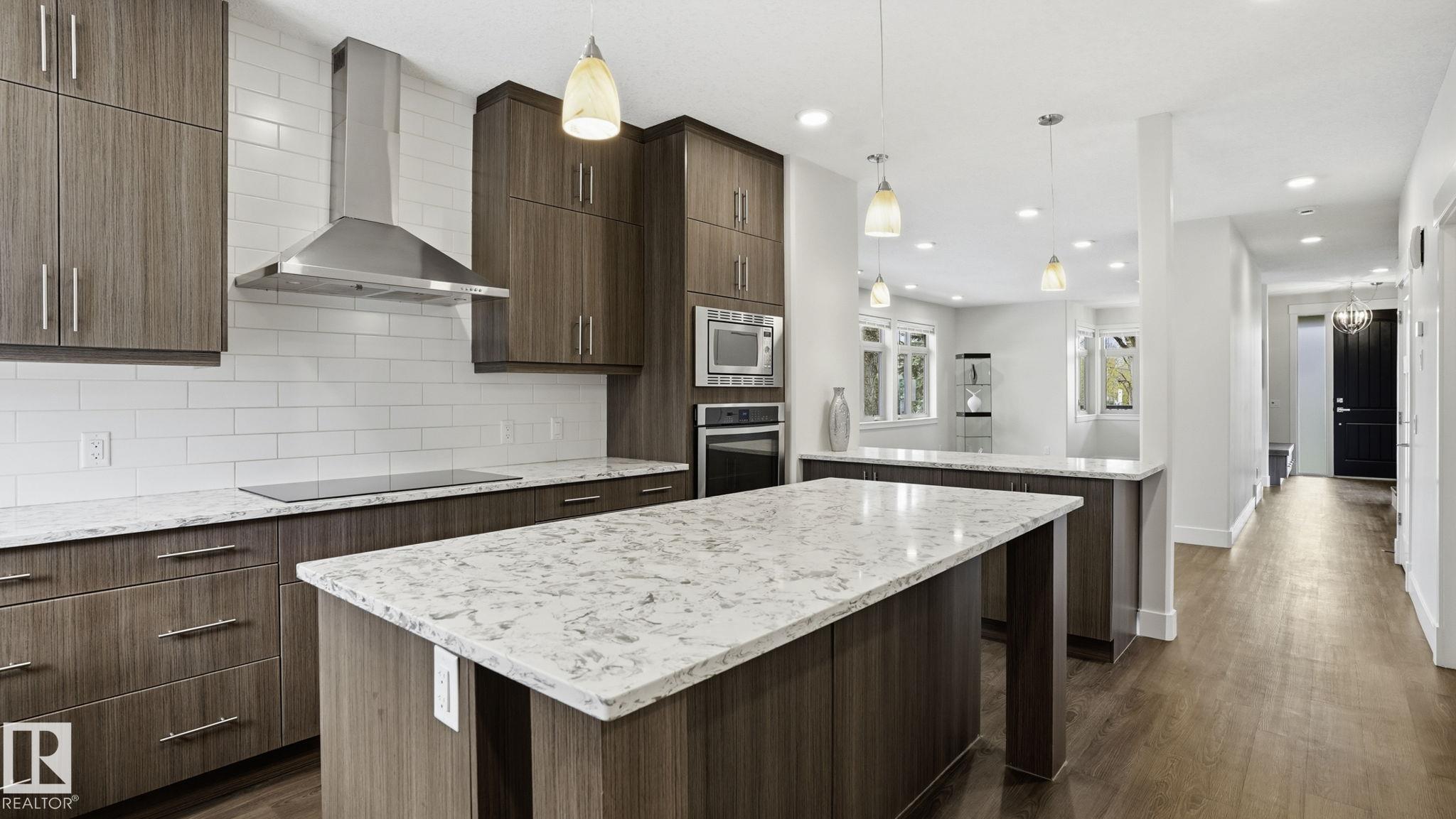 Photo 15 at 11002 University Avenue NW, Garneau, Edmonton